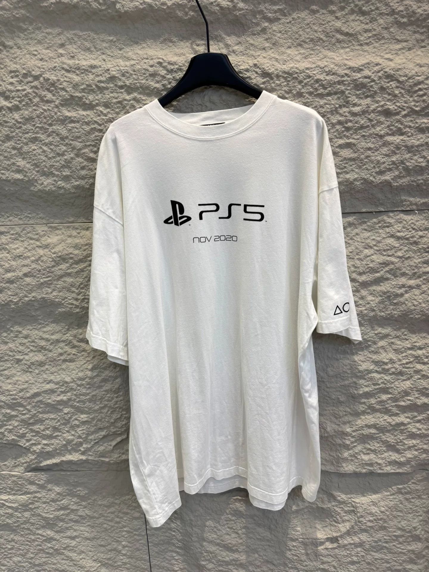 Balenciaga Balenciaga x PlayStation Graphic T-Shirt Size M Size US M / EU 48-50 / 2 - 2 Thumbnail