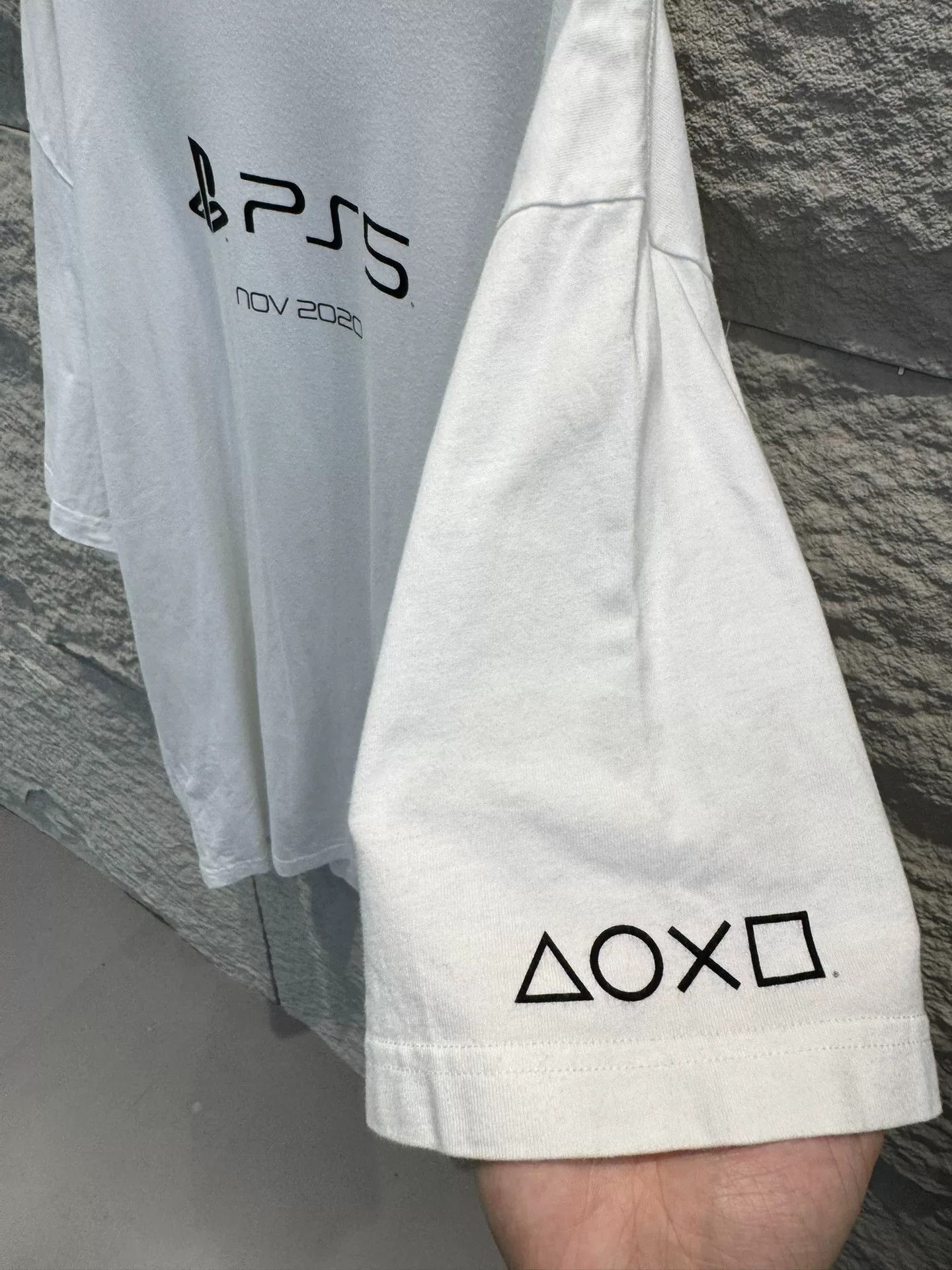 Balenciaga Balenciaga x PlayStation Graphic T-Shirt Size M Size US M / EU 48-50 / 2 - 3 Thumbnail