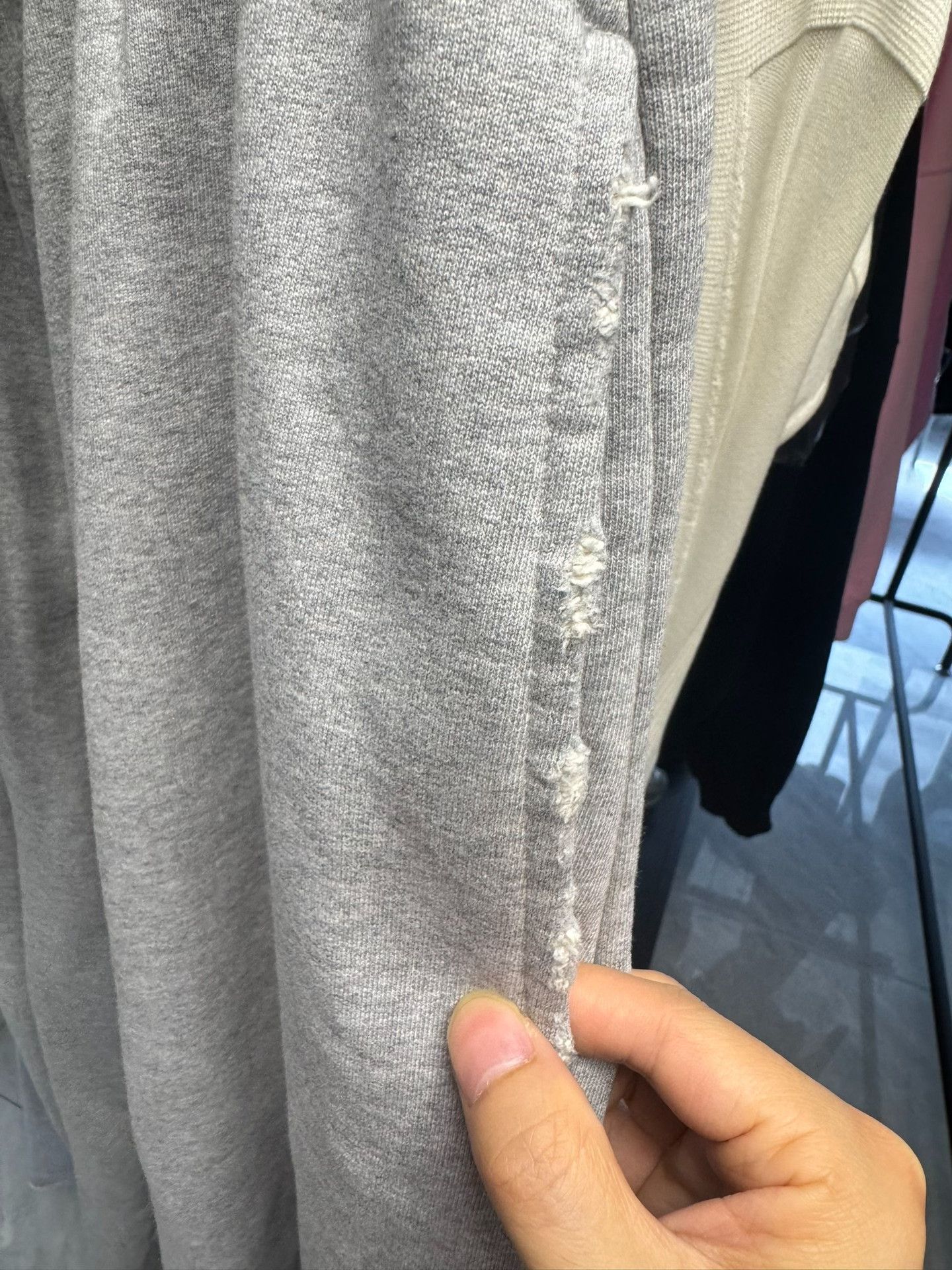 Balenciaga Balenciaga Unisex Distressed Sweatpants Size M Size US 32 / EU 48 - 4 Thumbnail