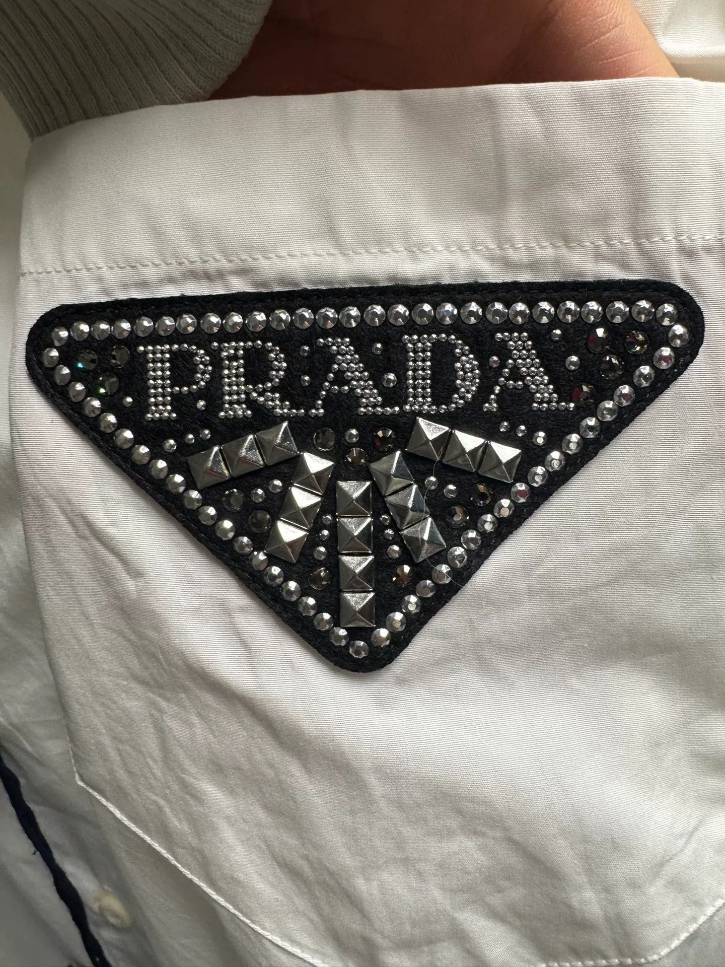 Prada Prada Rhinestone Logo Patch Shirt Size L Size US L / EU 52-54 / 3 - 3 Thumbnail