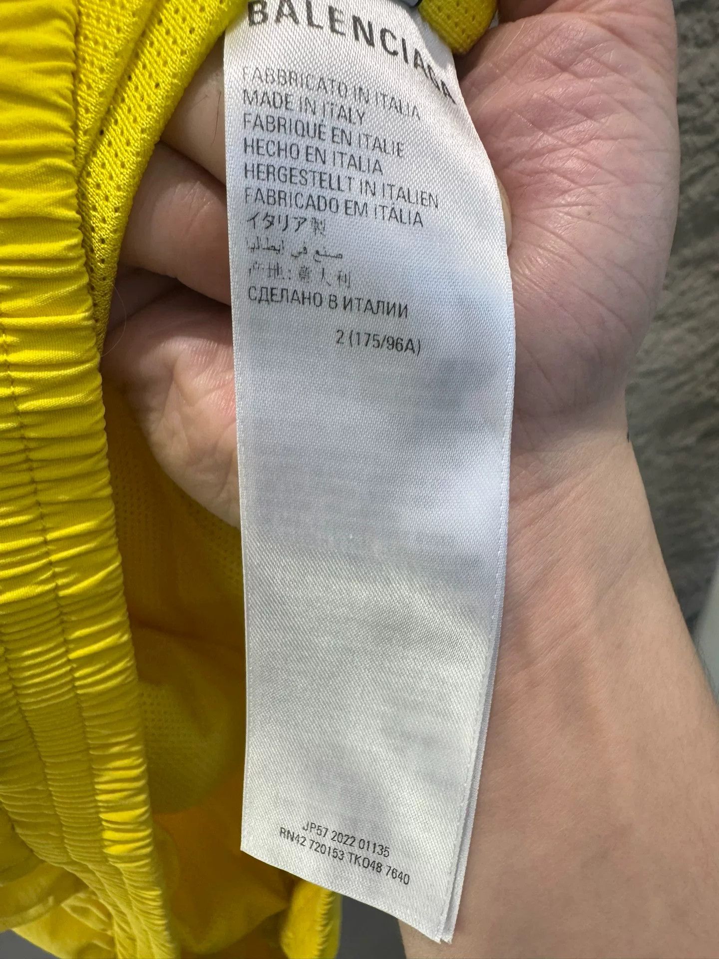 Balenciaga Balenciaga FW22 Yellow Logo Jacket Size M Size US M / EU 48-50 / 2 - 4 Thumbnail
