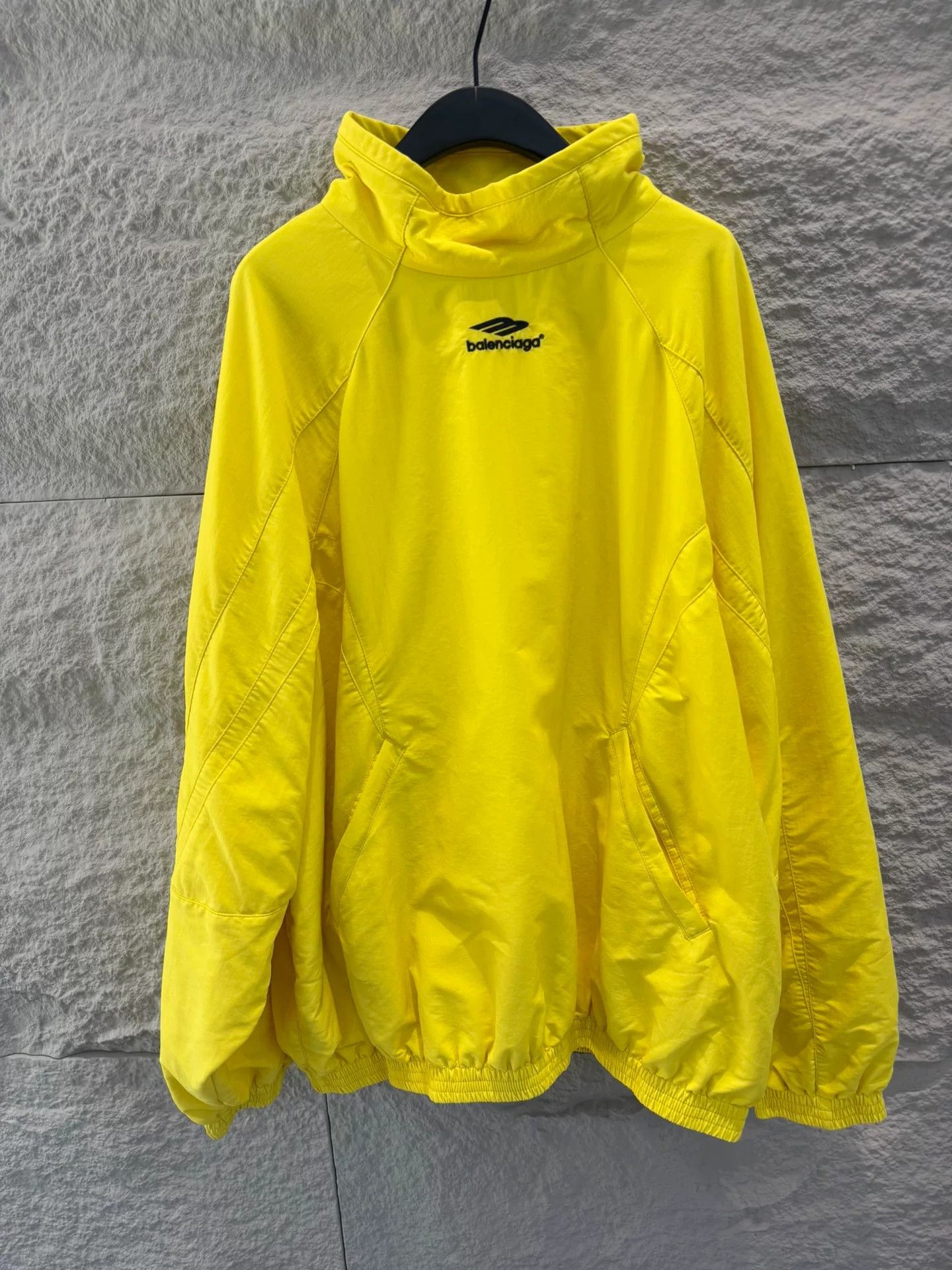 Balenciaga Balenciaga FW22 Yellow Logo Jacket Size M Size US M / EU 48-50 / 2 - 2 Thumbnail