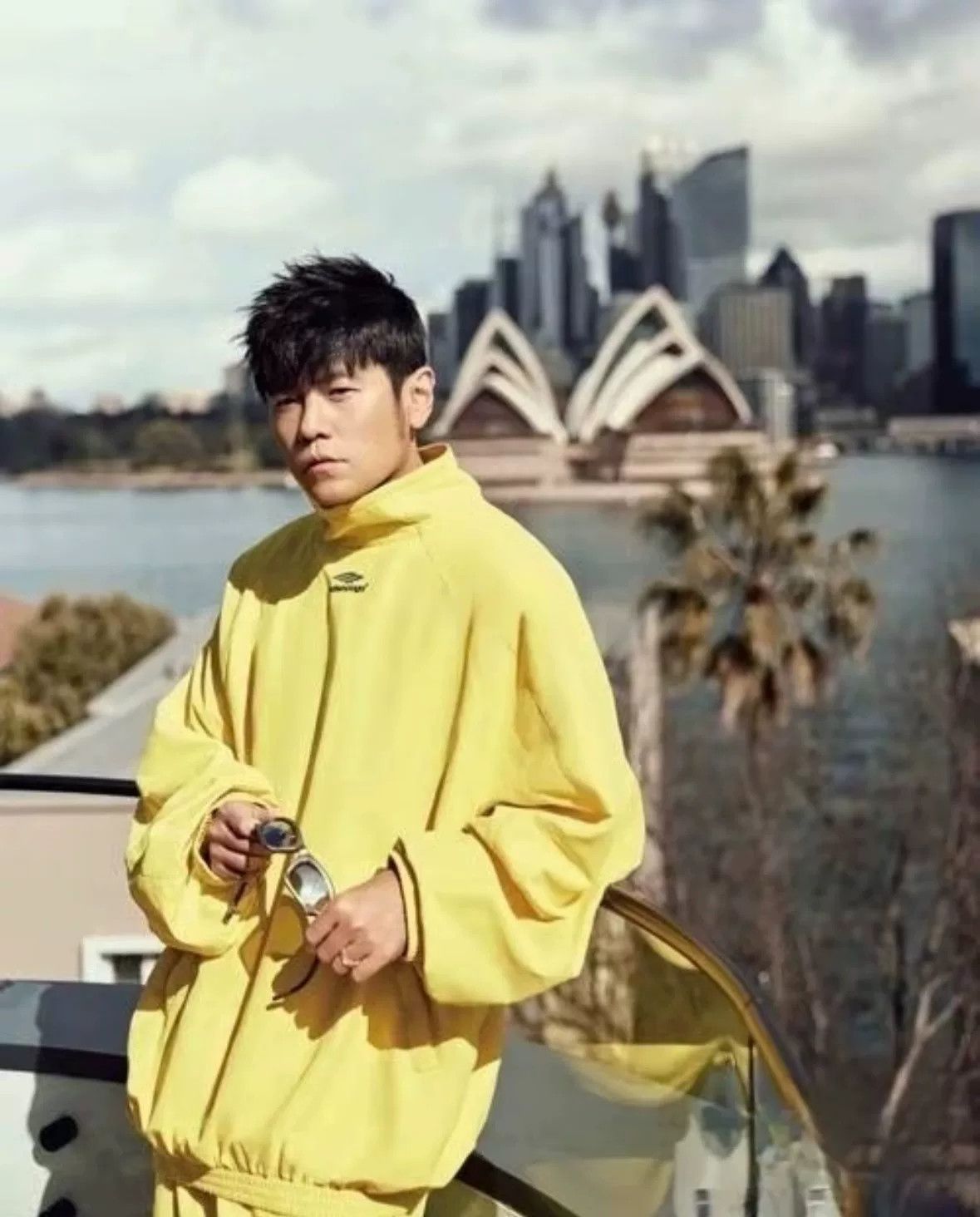 Balenciaga Balenciaga FW22 Yellow Logo Jacket Size M Size US M / EU 48-50 / 2 - 6 Thumbnail