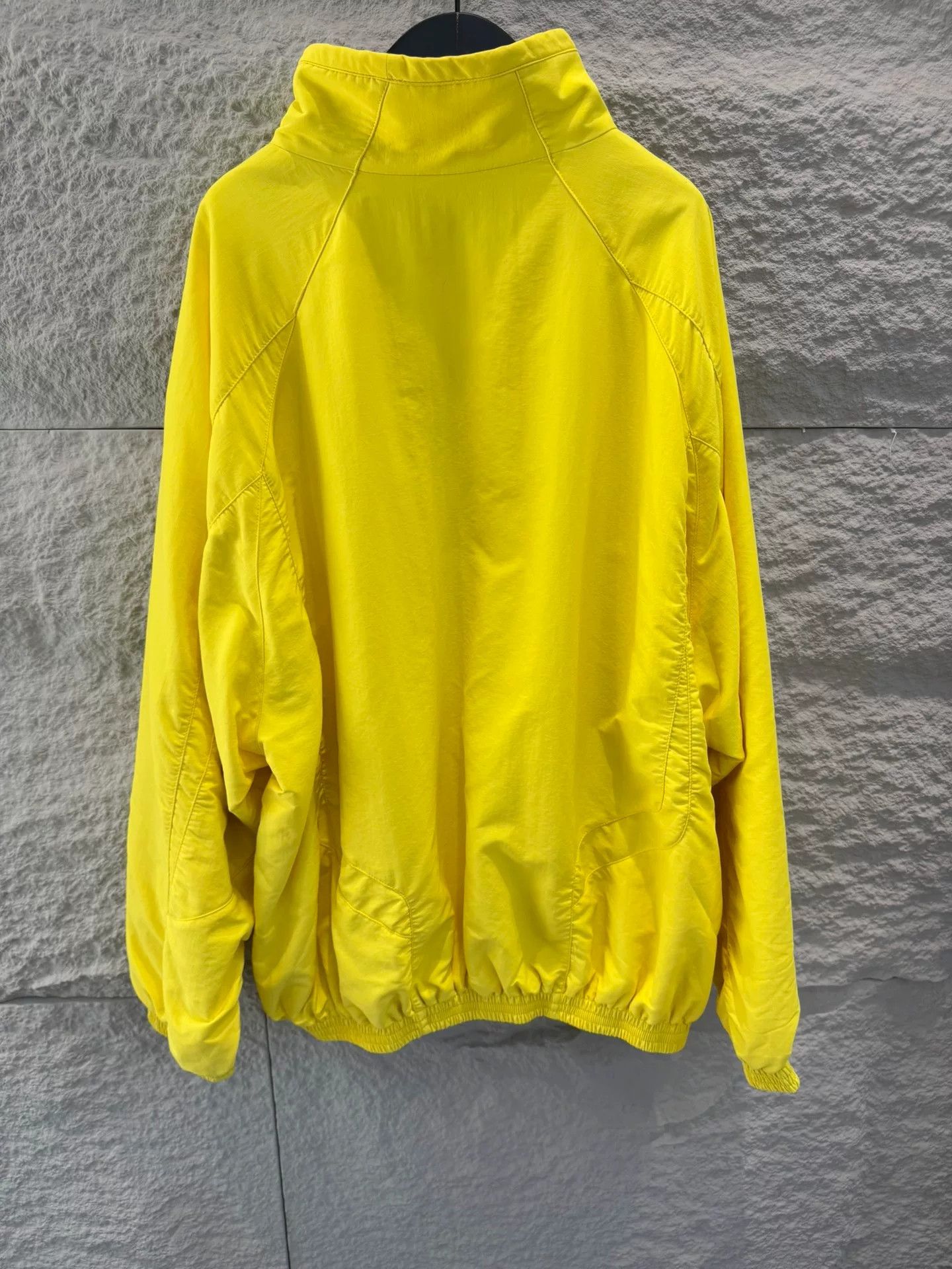 Balenciaga Balenciaga FW22 Yellow Logo Jacket Size M Size US M / EU 48-50 / 2 - 5 Thumbnail