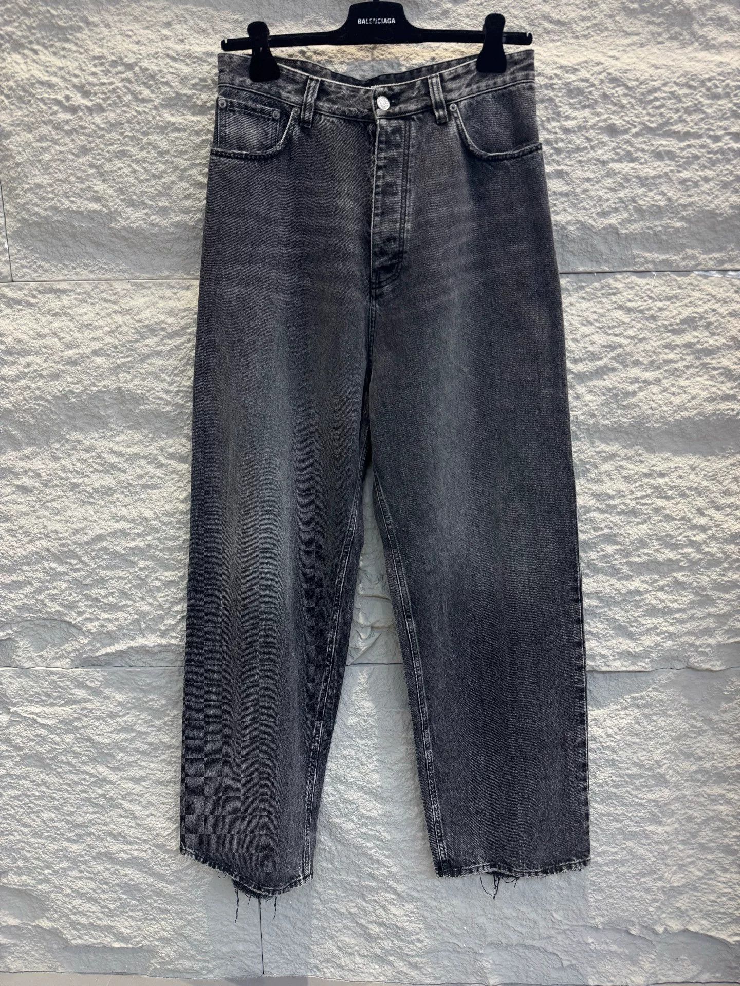 Balenciaga Balenciaga Washed Denim Jeans XS Size US 28 / EU 44 - 2 Thumbnail