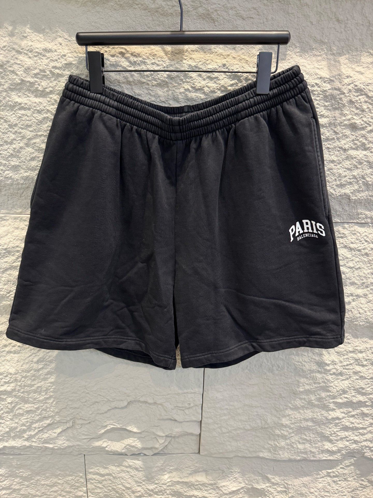 Balenciaga Balenciaga Paris Embroidered Shorts Size L Size US 34 / EU 50 - 2 Thumbnail