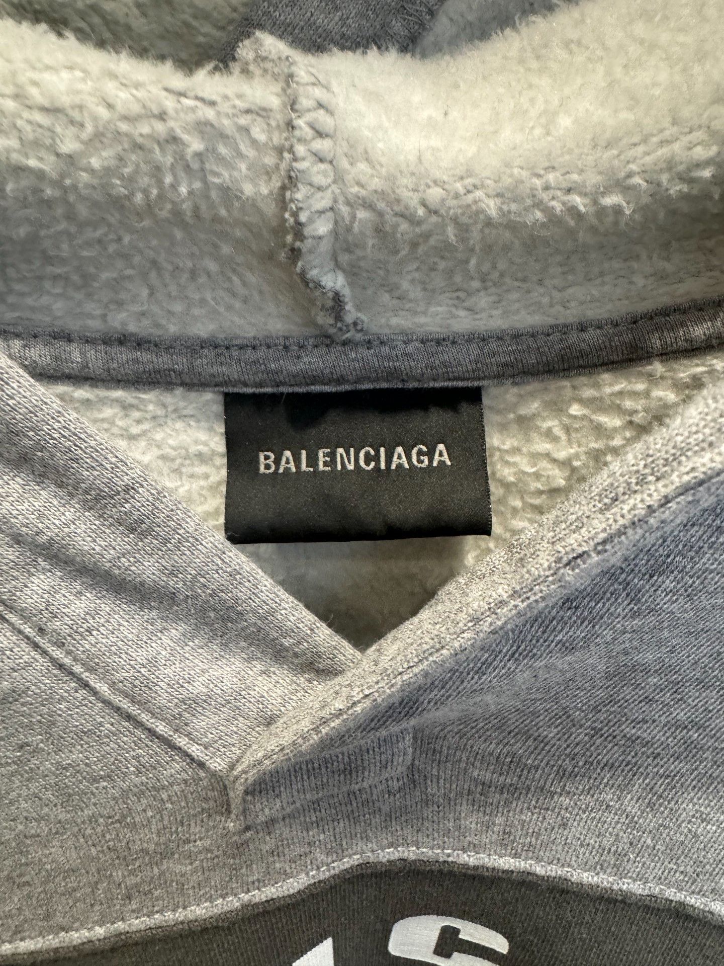 Balenciaga Balenciaga Avenue George Hoodie Size S Size US S / EU 44-46 / 1 - 4 Thumbnail