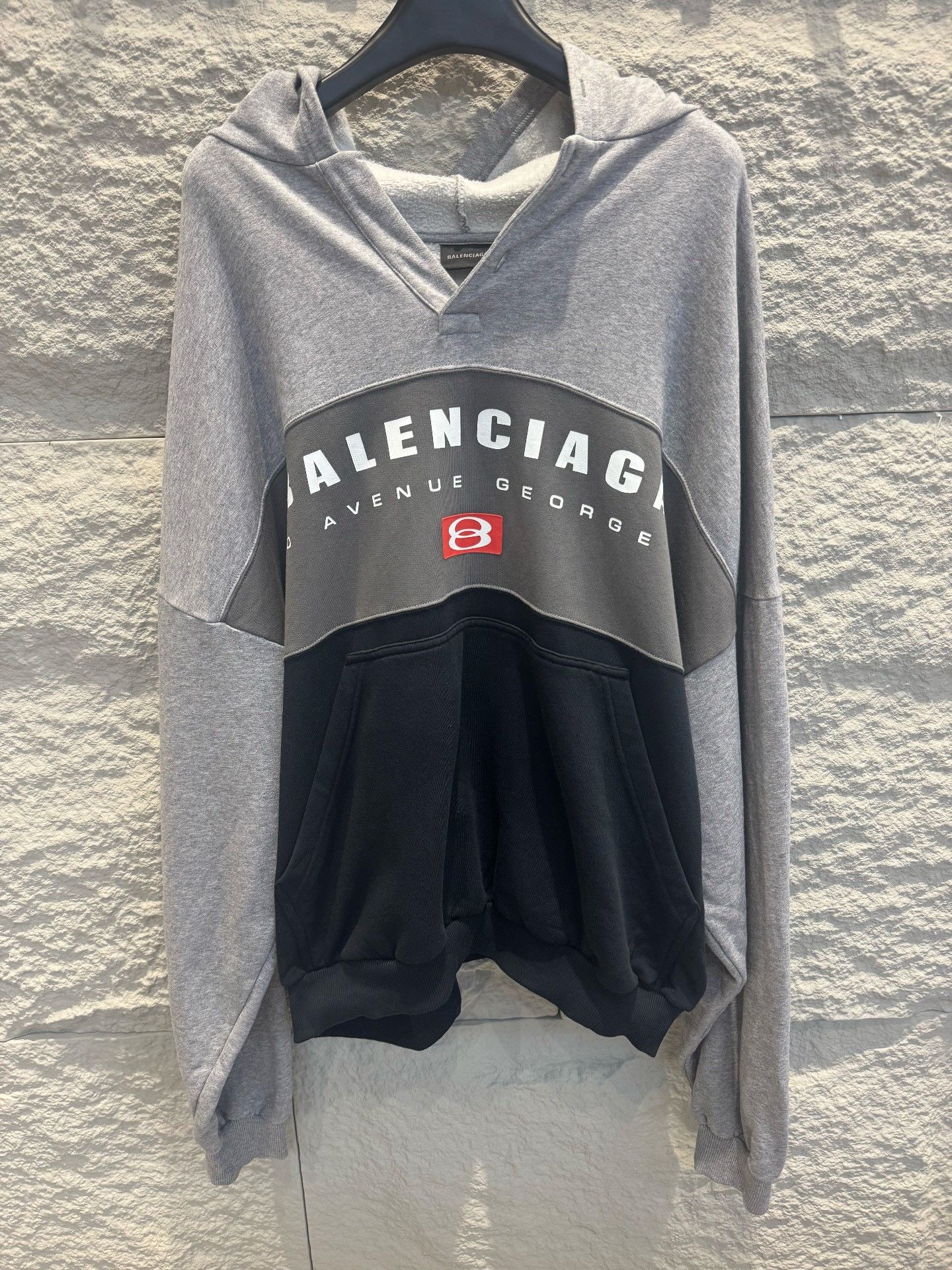 Balenciaga Balenciaga Avenue George Hoodie Size S Size US S / EU 44-46 / 1 - 2 Thumbnail