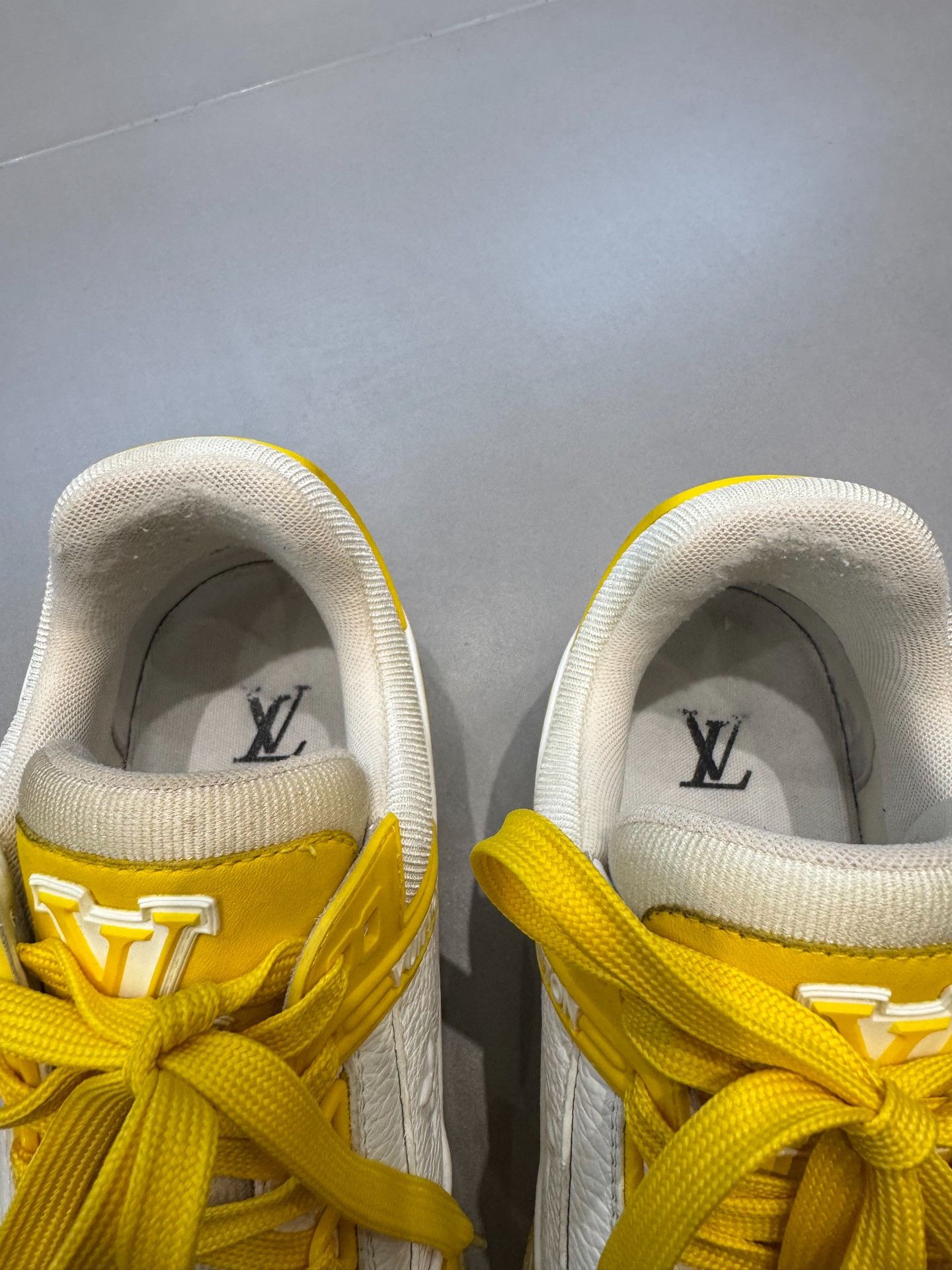 Louis Vuitton Louis Vuitton Yellow Leather Trainer Sneakers Size 9 Size US 9 / EU 42 - 4 Thumbnail