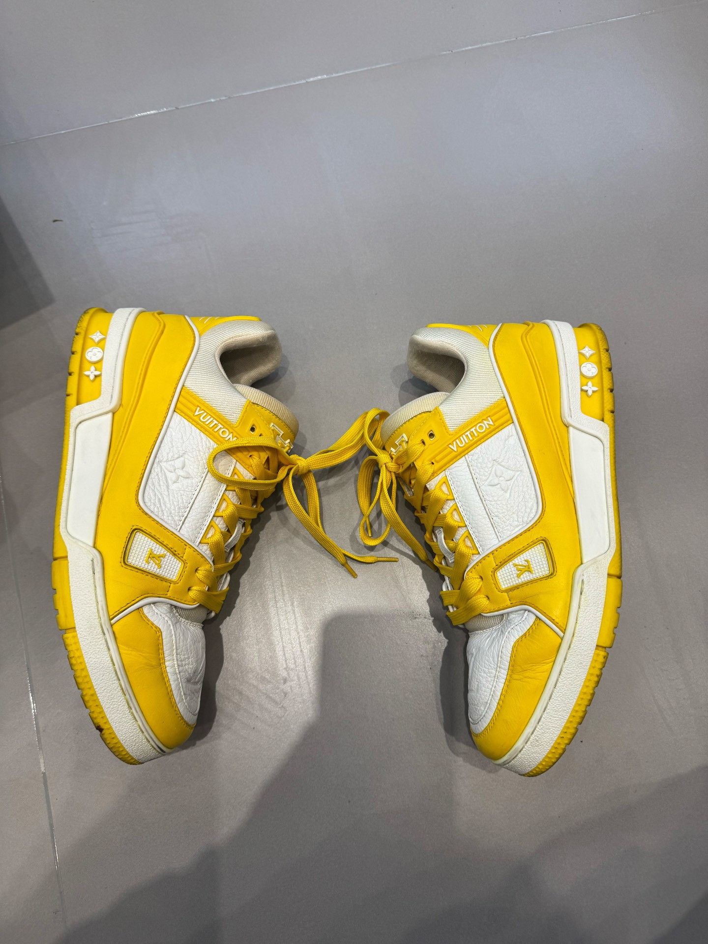 Louis Vuitton Louis Vuitton Yellow Leather Trainer Sneakers Size 9 Size US 9 / EU 42 - 5 Thumbnail