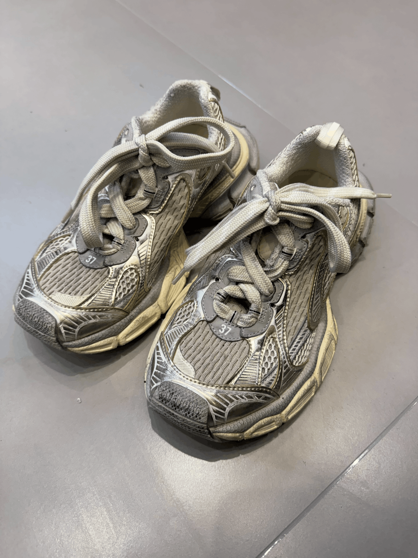 Balenciaga Balenciaga 3XL Sneakers Size 37 Size US 6 / IT 36 - 2 Thumbnail