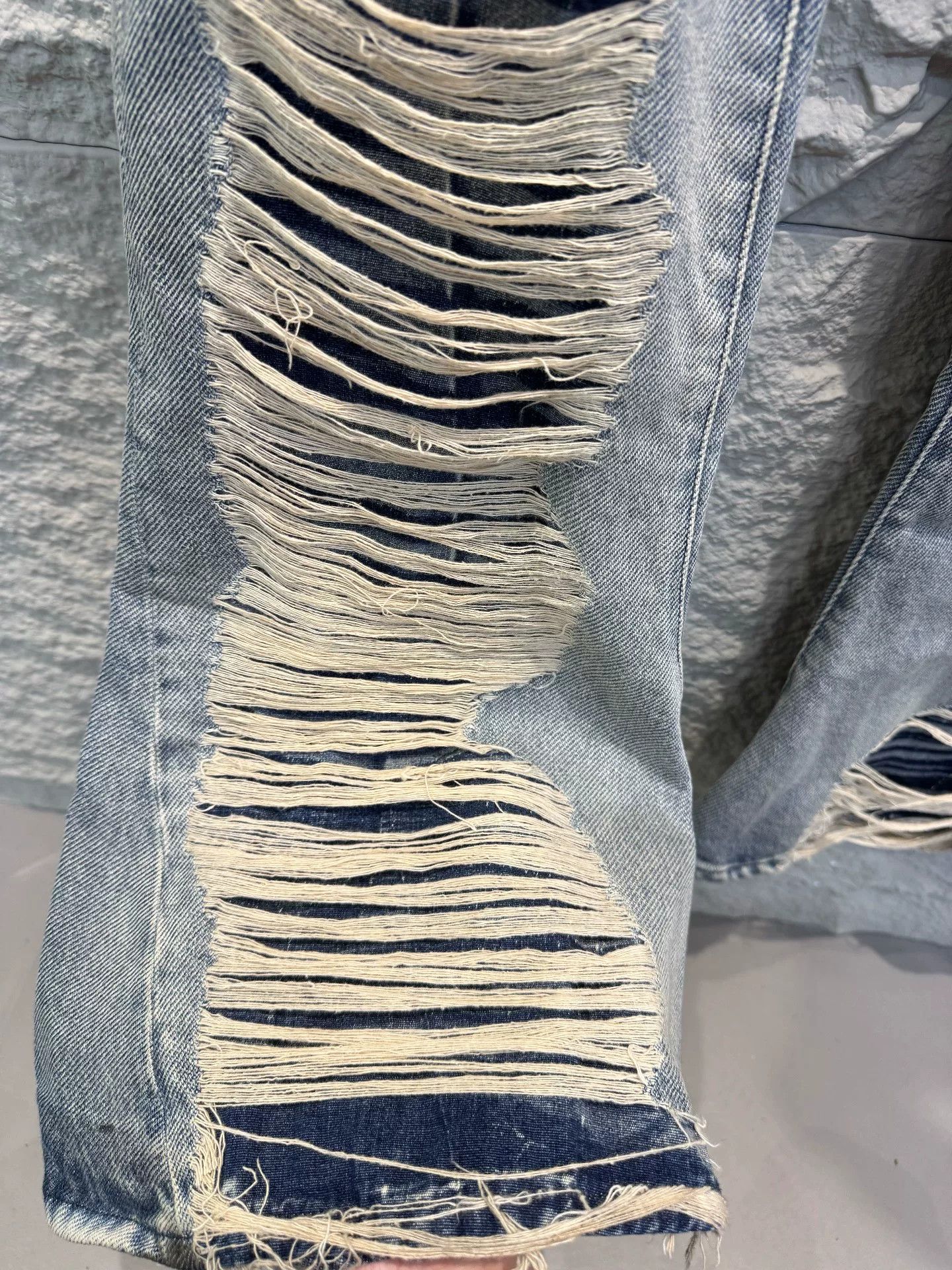 Acne Studios Acne Studios Shredded Denim Jeans FR 38 Size 27" / US 4 / IT 40 - 7 Thumbnail