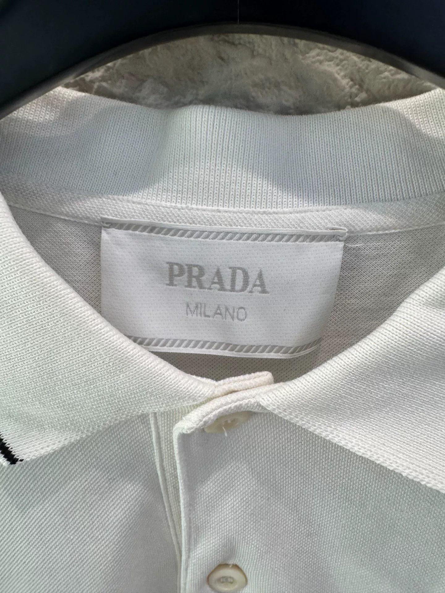 Prada Prada Logo Patch Polo Shirt Size M Size US M / EU 48-50 / 2 - 4 Thumbnail