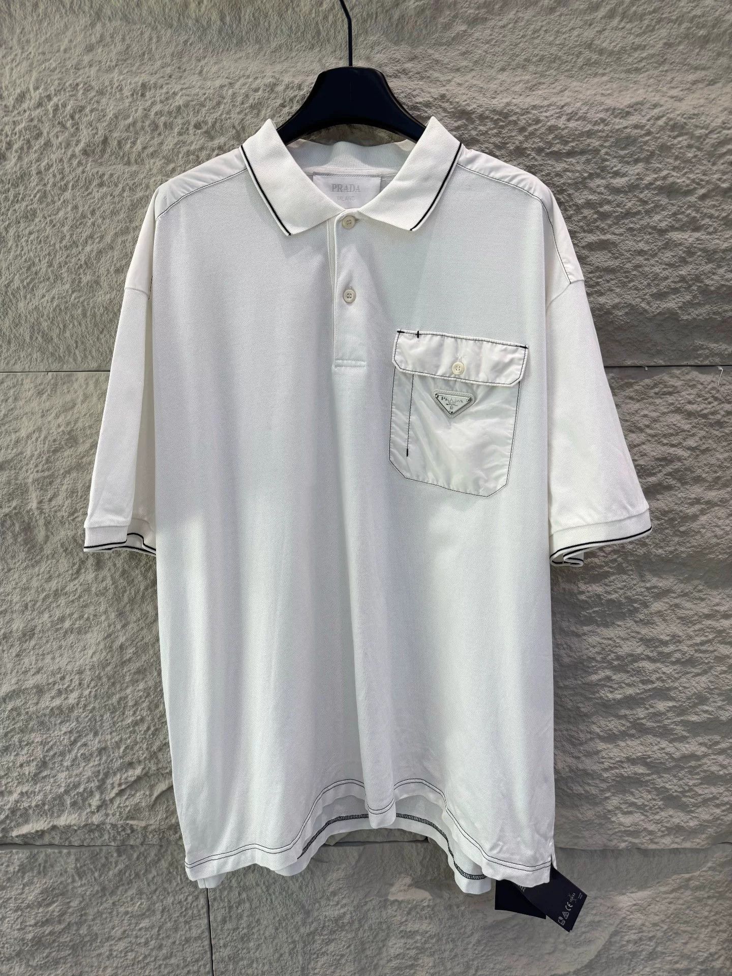 Prada Prada Logo Patch Polo Shirt Size M Size US M / EU 48-50 / 2 - 2 Thumbnail
