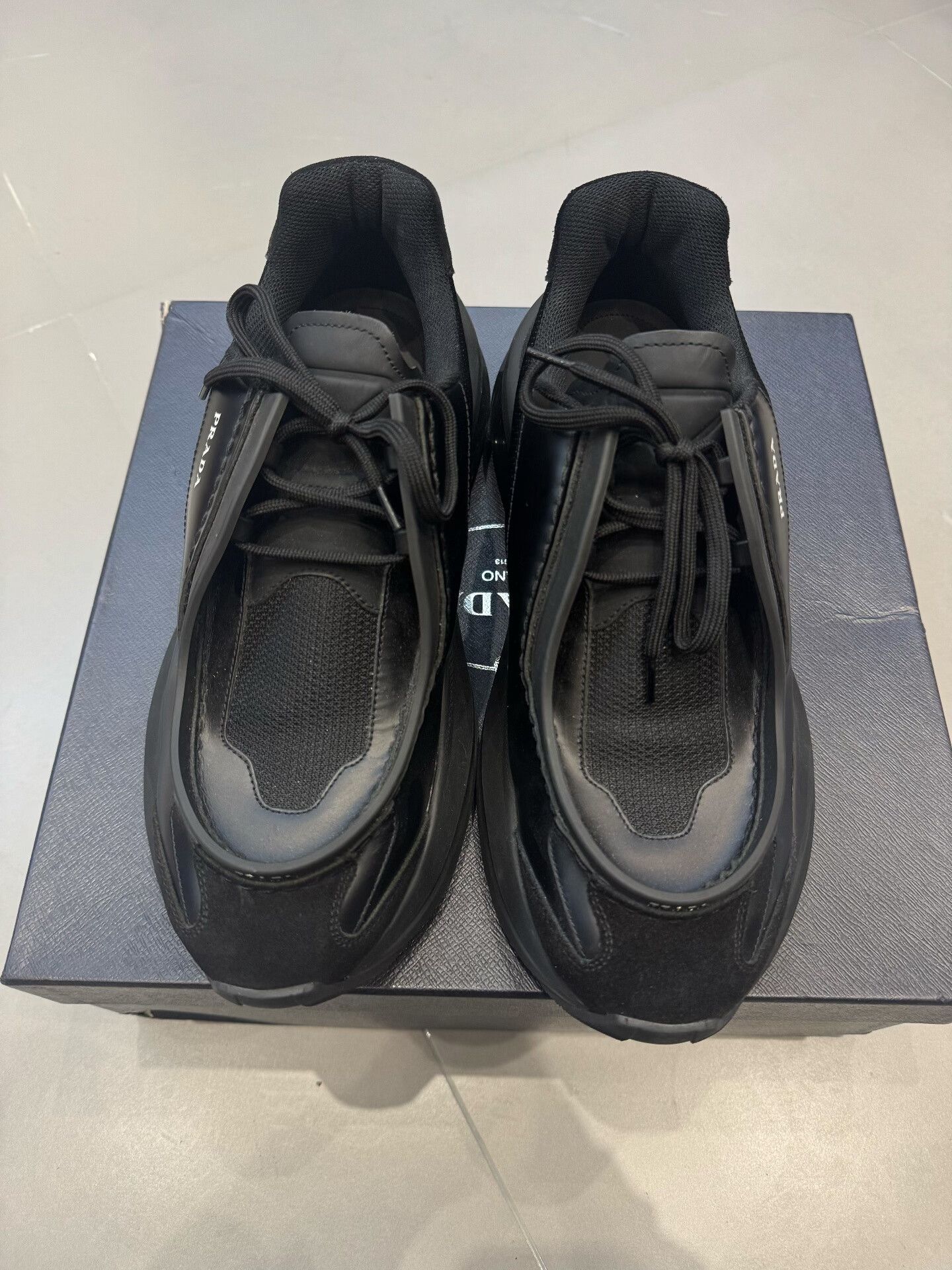 Prada Prada Logo Low-Top Sneakers Black Size 11 Size US 11 / EU 44 - 3 Thumbnail