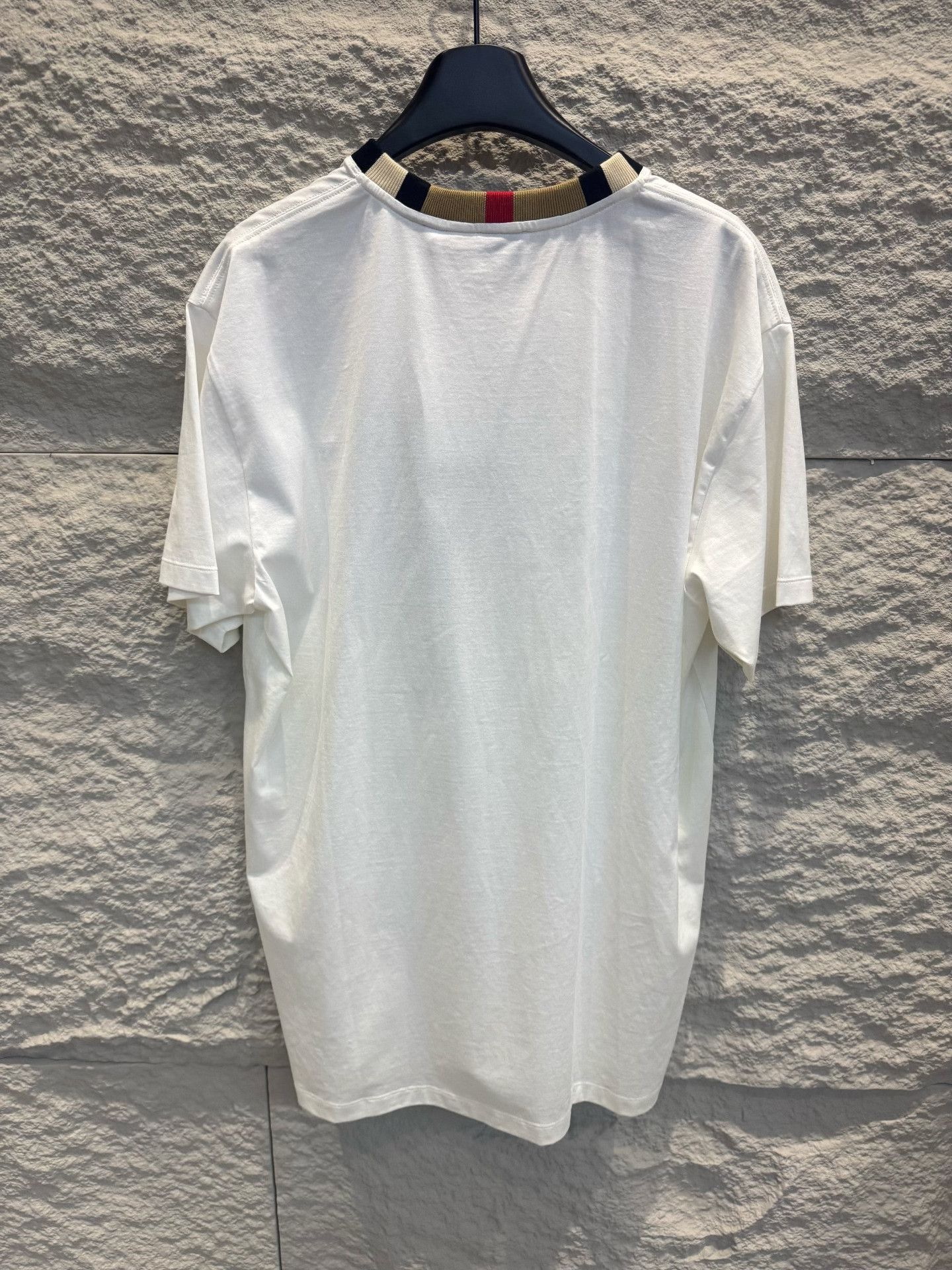 Burberry Burberry Logo Collar T-Shirt Size S Size US S / EU 44-46 / 1 - 4 Thumbnail