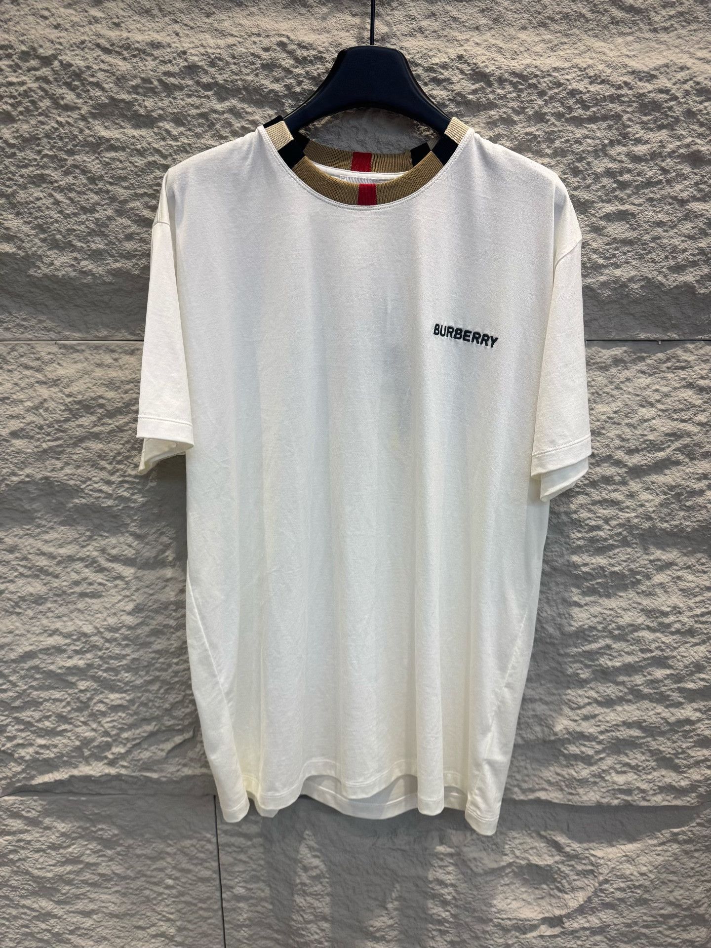 Burberry Burberry Logo Collar T-Shirt Size S Size US S / EU 44-46 / 1 - 2 Thumbnail