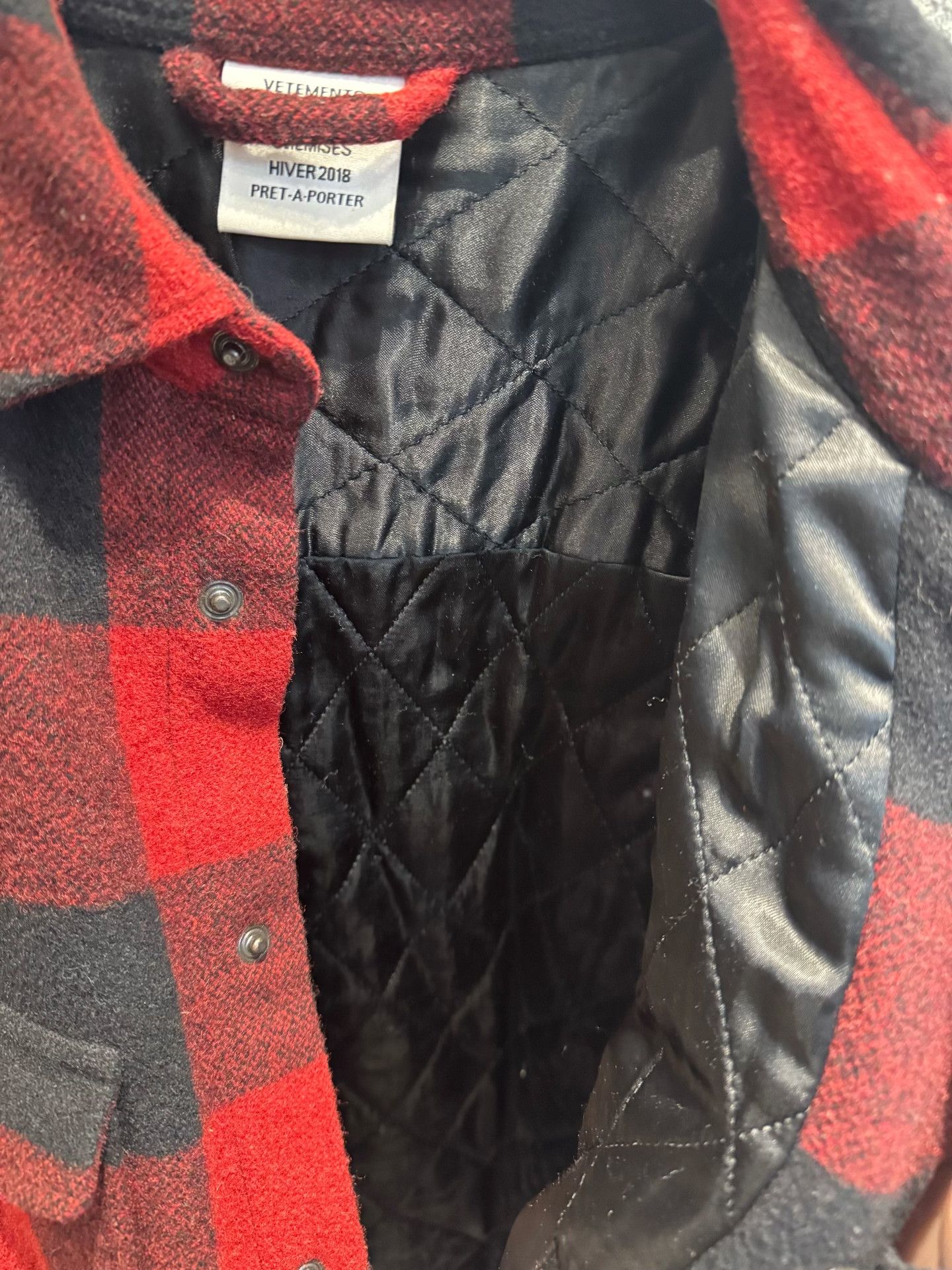 Vetements VETEMENTS Red Plaid Padded Light Jacket Size S Size US S / EU 44-46 / 1 - 7 Thumbnail