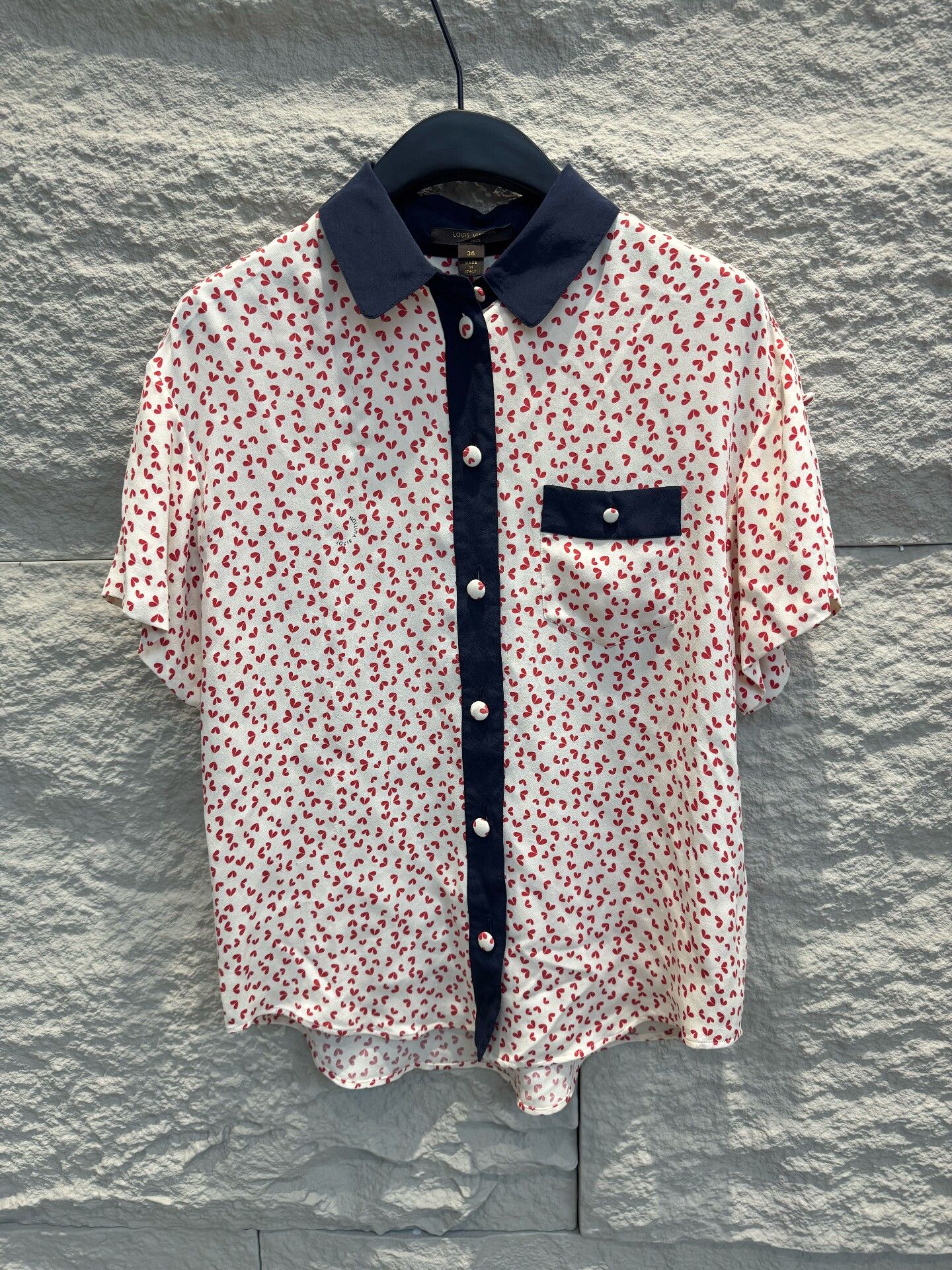Louis Vuitton Louis Vuitton Heart Print Button Up Shirt FR 38 Size S / US 4 / IT 40 - 2 Thumbnail