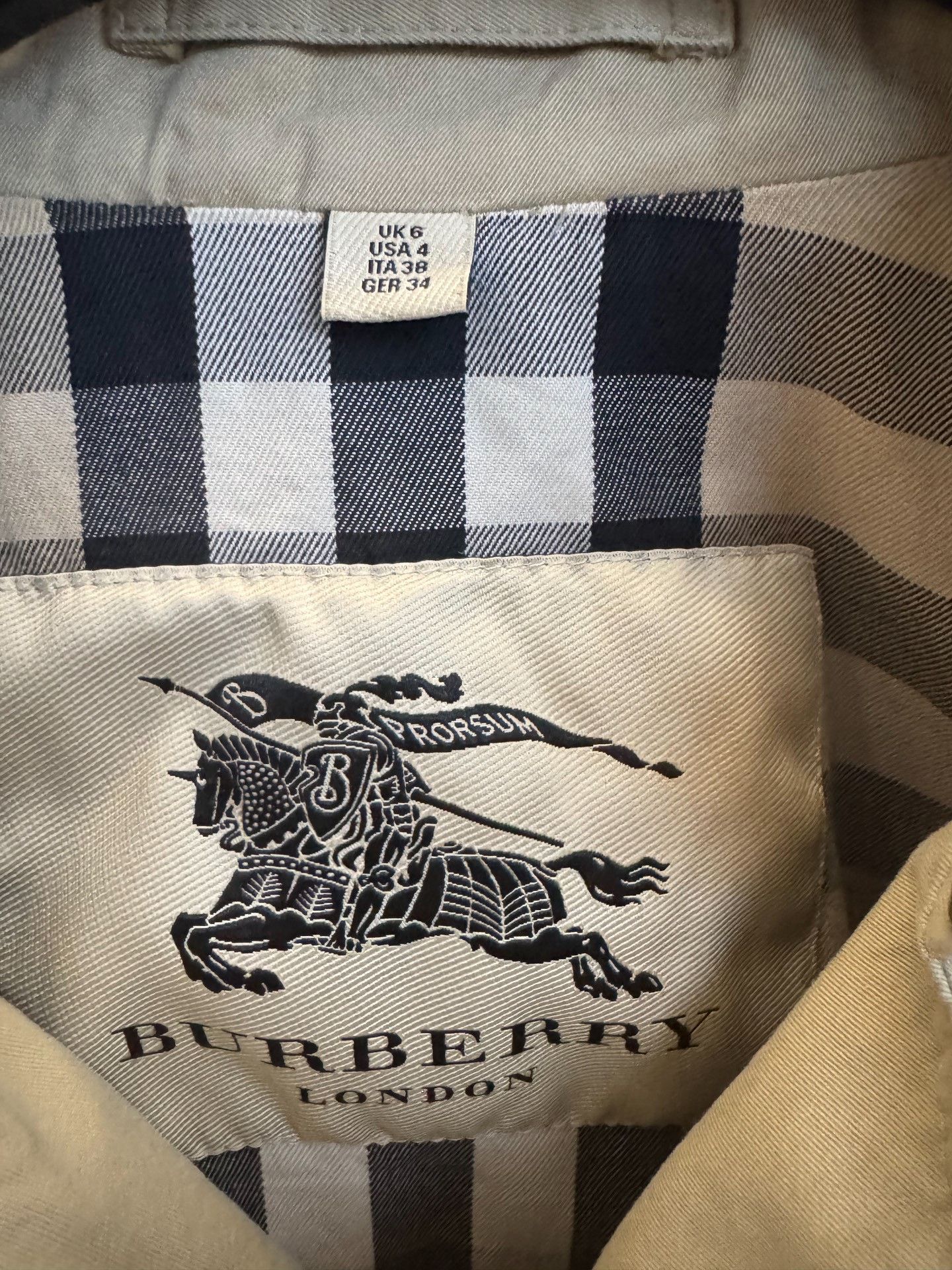 Burberry Burberry London Beige Trench Coat Size 38 Size XS / US 0-2 / IT 36-38 - 3 Thumbnail