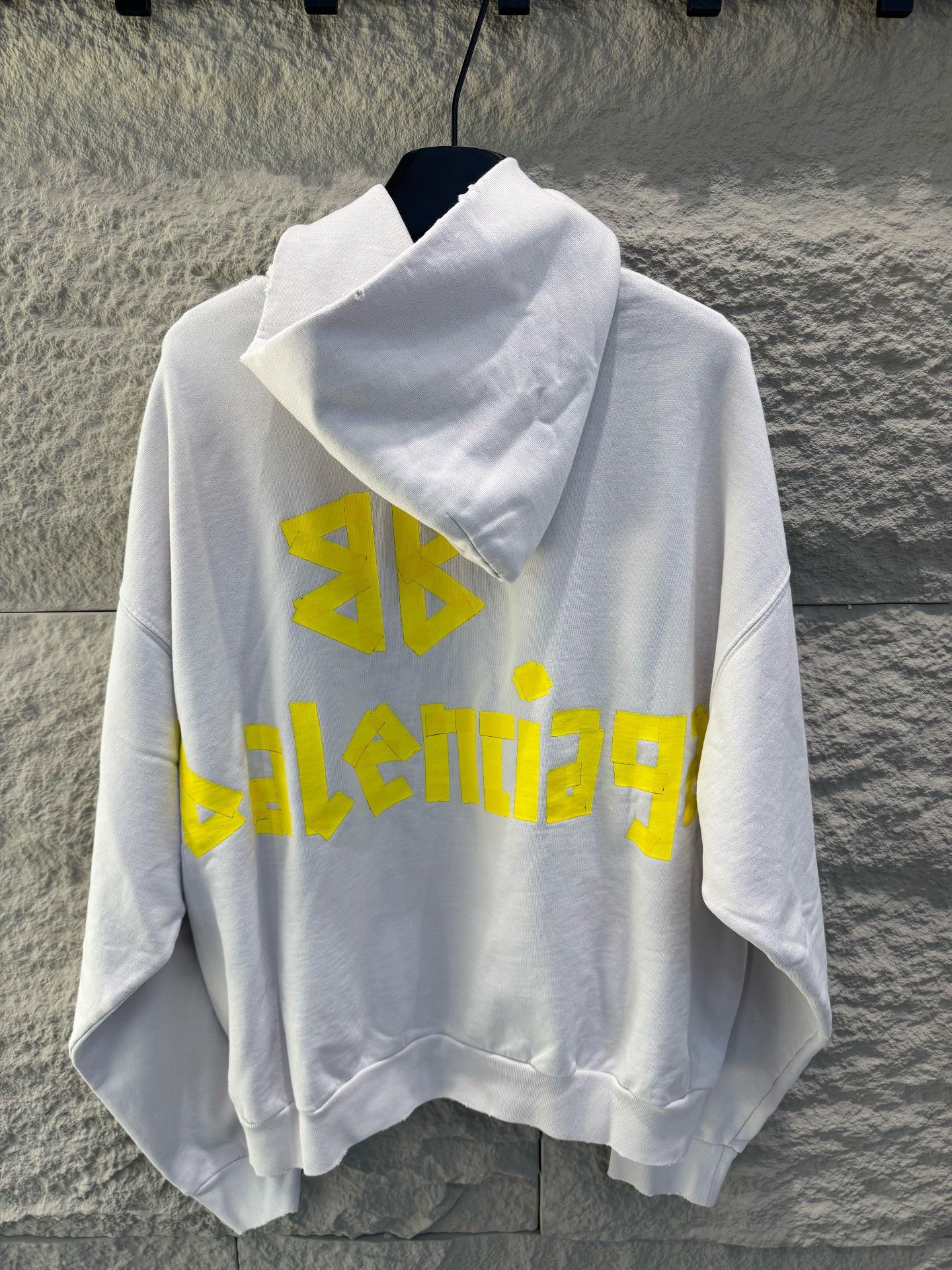 Balenciaga Balenciaga Tape Logo Hoodie Size XXS Size US XXS / EU 40 - 5 Thumbnail