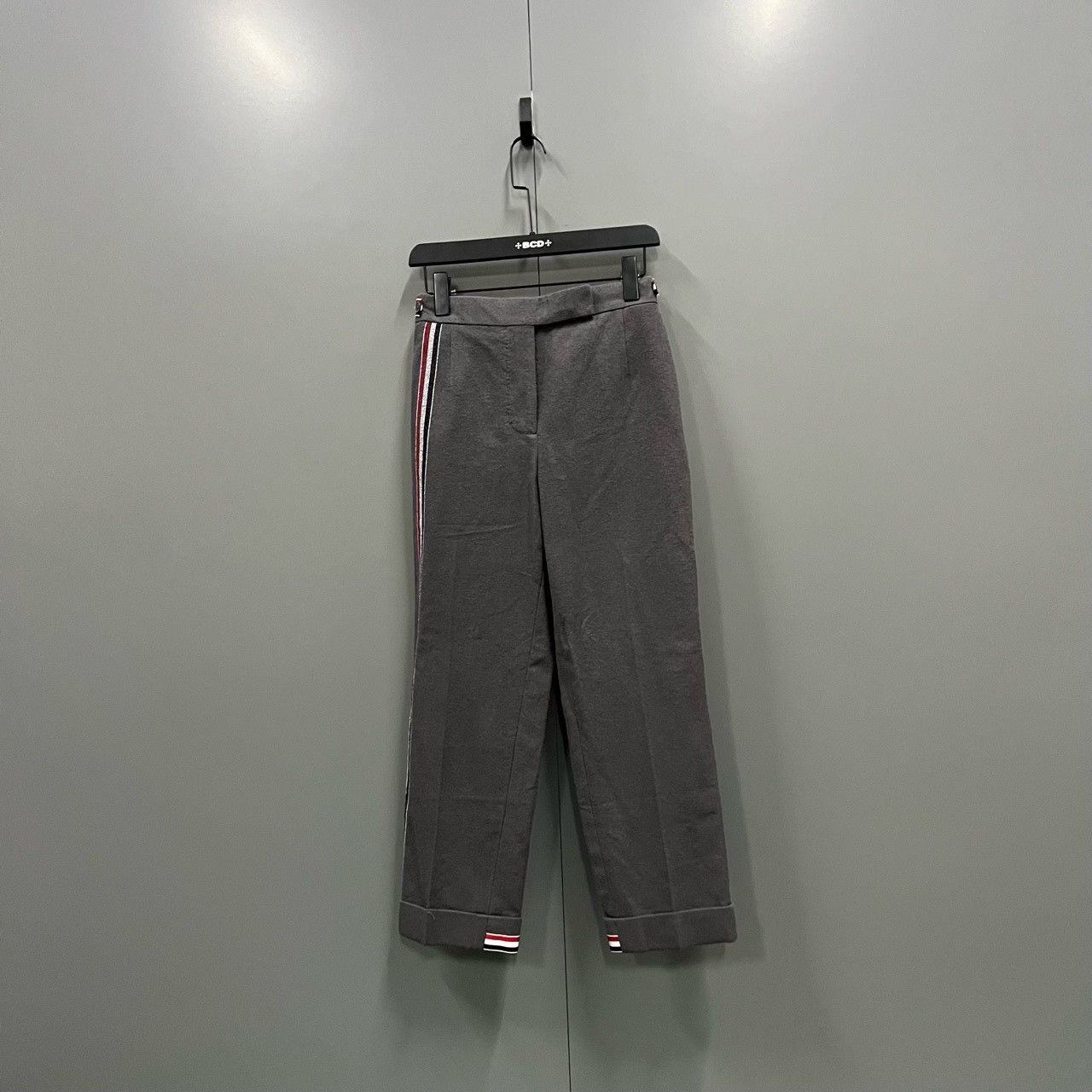 Thom Browne Thom Browne Side Stripe Casual Pants Size 38 Size US 38 / EU 54 - 2 Thumbnail