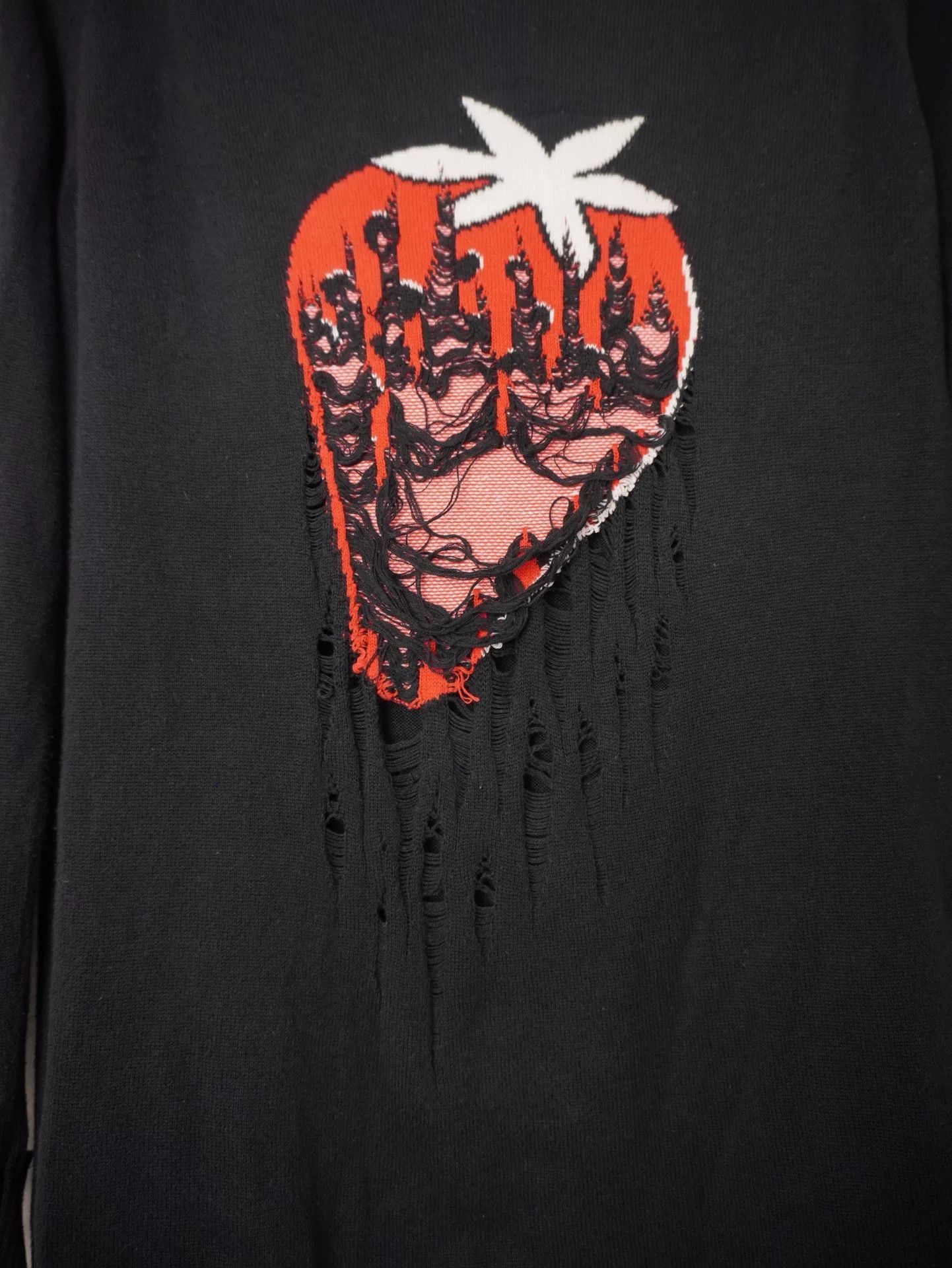 Comme des Garcons TAO CDG Strawberry Punk Long-Sleeve Top Size S / US 4 / IT 40 - 4 Thumbnail