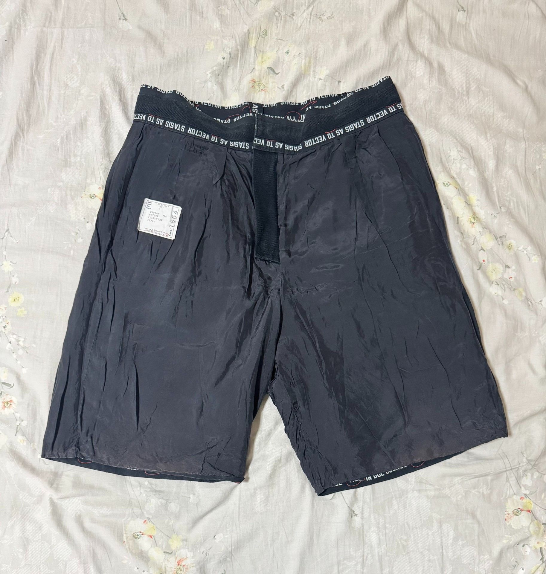 Sacai Sacai 18SS Bullet Screen Print Shorts Size US 26 / EU 42 - 3 Thumbnail
