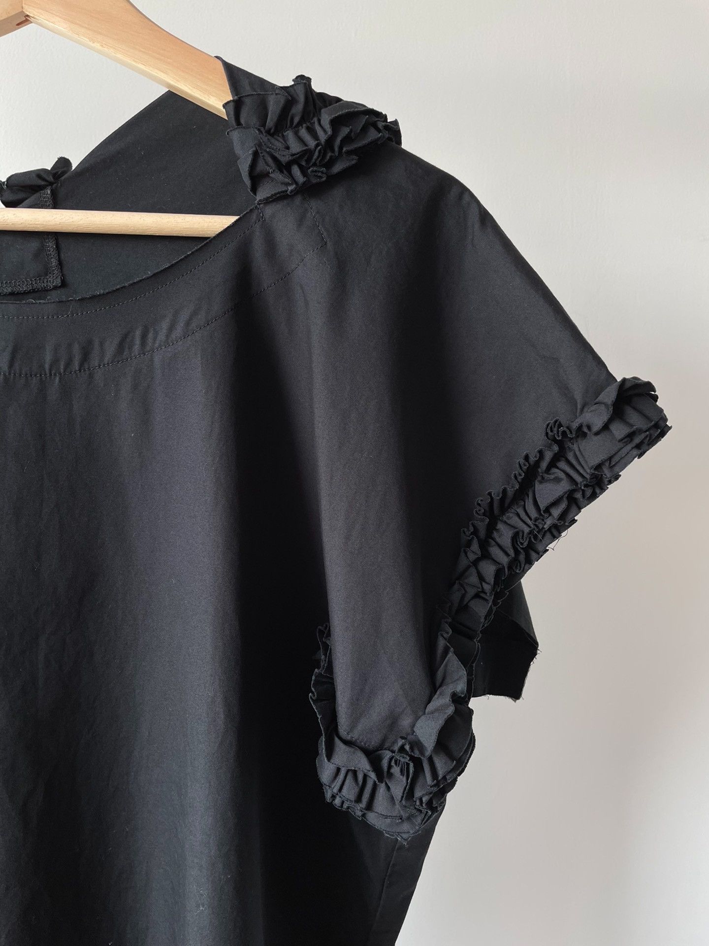Comme des Garcons Comme des Garçons Black Lace Short-Sleeve Top Size M / US 6-8 / IT 42-44 - 3 Thumbnail