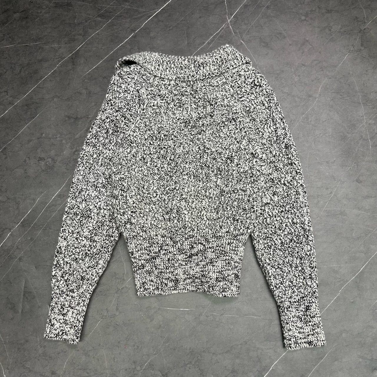 Louis Vuitton Louis Vuitton Gray White Knit Cardigan Size S / US 4 / IT 40 - 2 Thumbnail