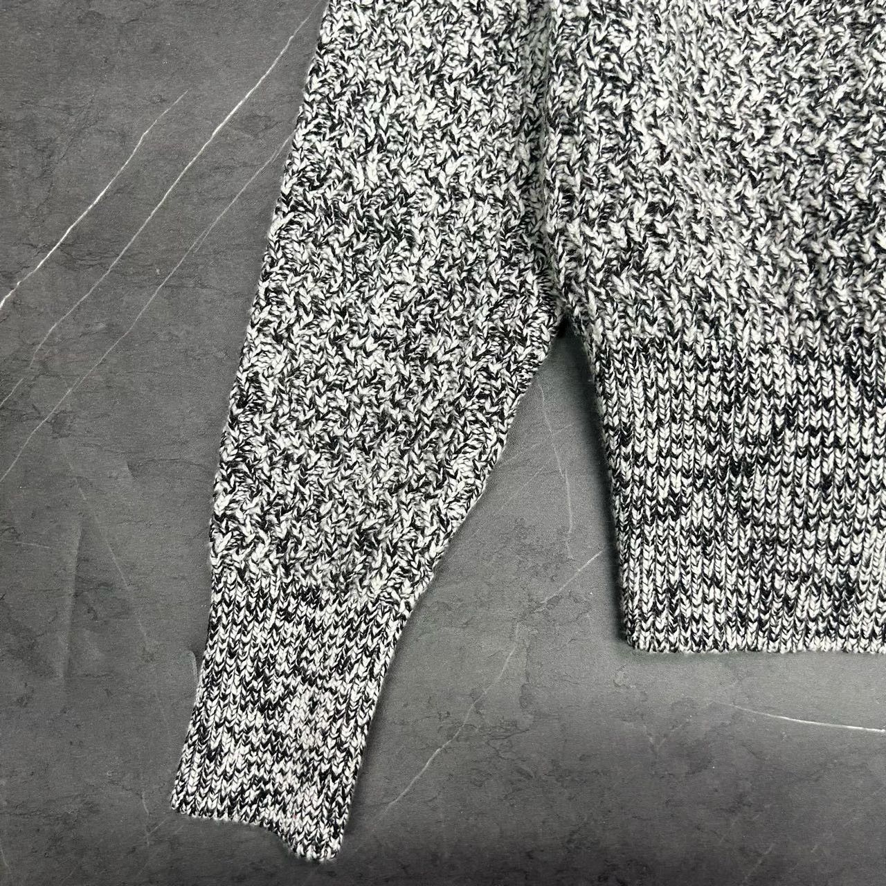 Louis Vuitton Louis Vuitton Gray White Knit Cardigan Size S / US 4 / IT 40 - 6 Thumbnail