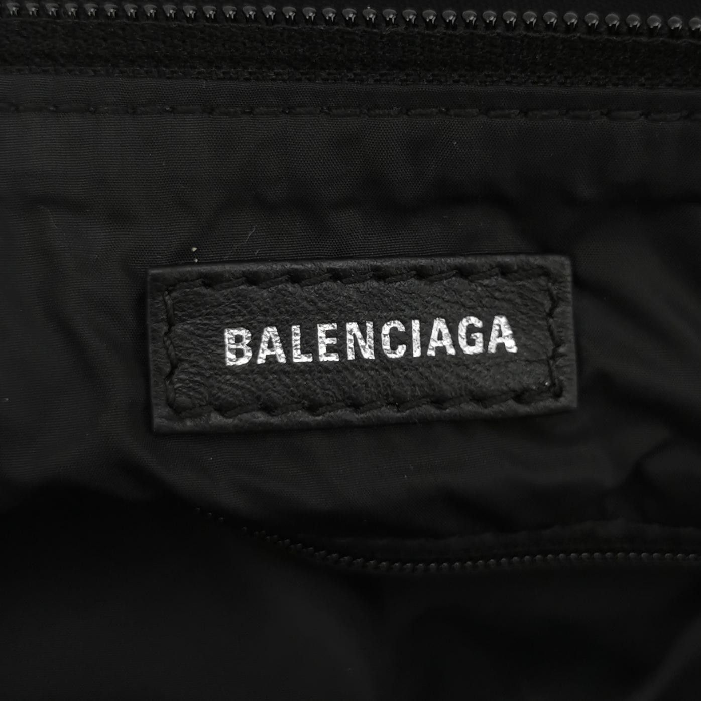 Balenciaga Balenciaga Women os Shoulder Bags Size ONE SIZE - 8 Thumbnail
