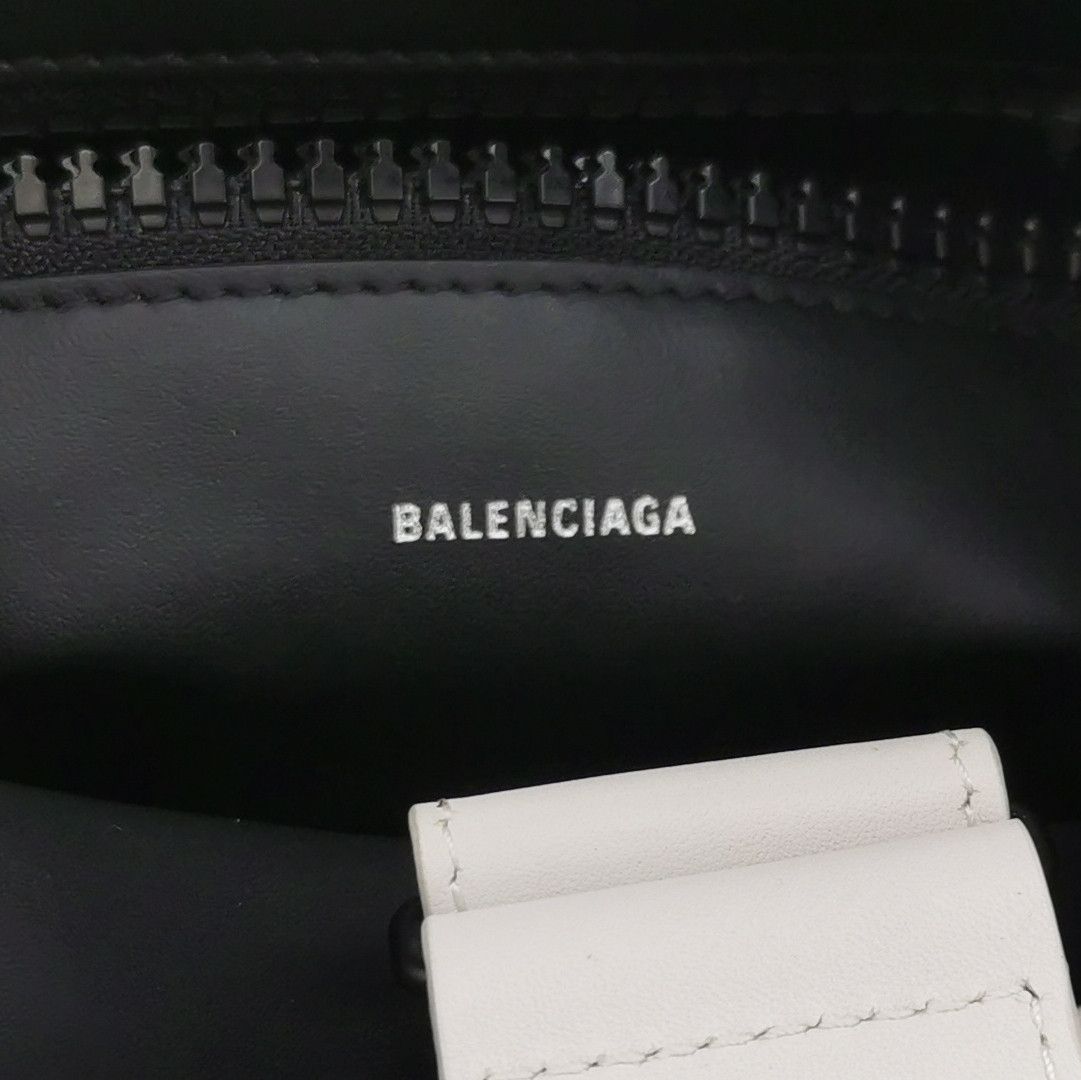 Balenciaga Balenciaga Women os Shoulder Bags Size ONE SIZE - 8 Thumbnail