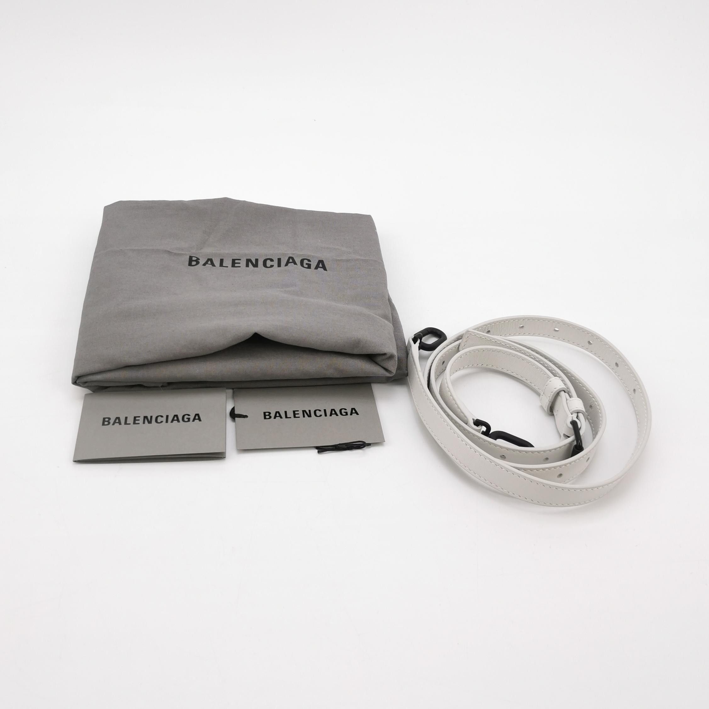Balenciaga Balenciaga Women os Shoulder Bags Size ONE SIZE - 9 Thumbnail
