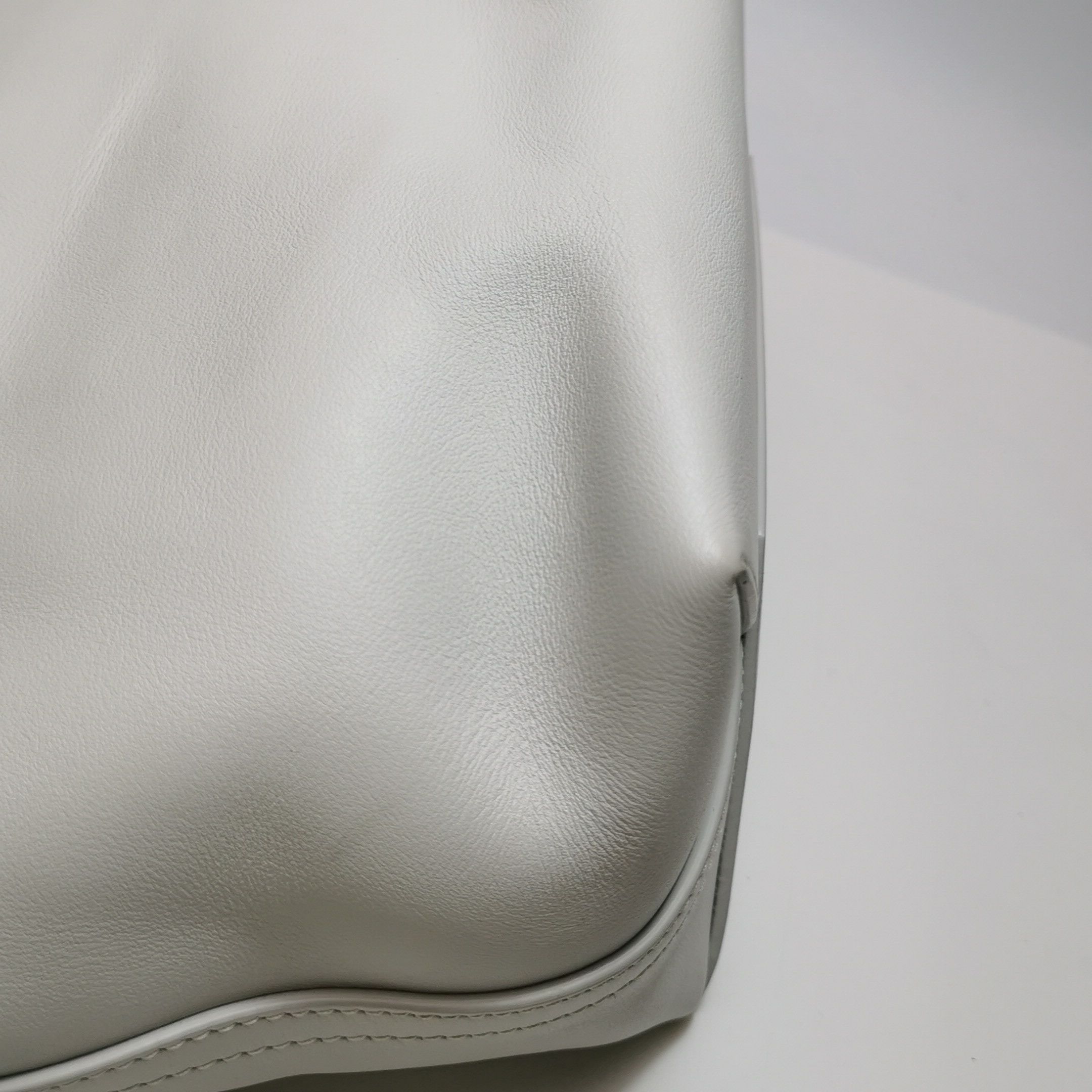 Balenciaga Balenciaga Women os Shoulder Bags Size ONE SIZE - 16 Thumbnail