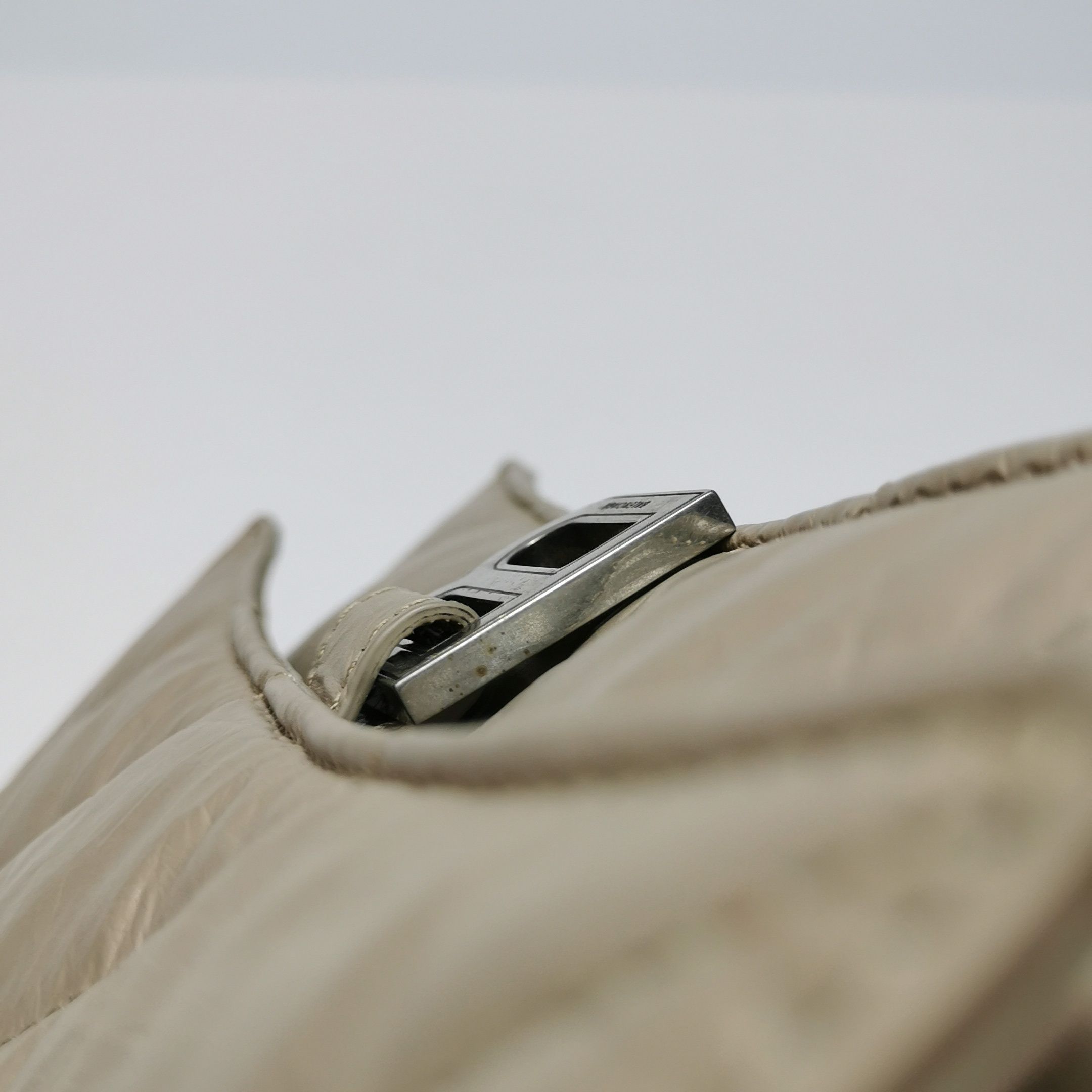 Balenciaga Balenciaga Women os Shoulder Bags Size ONE SIZE - 14 Thumbnail
