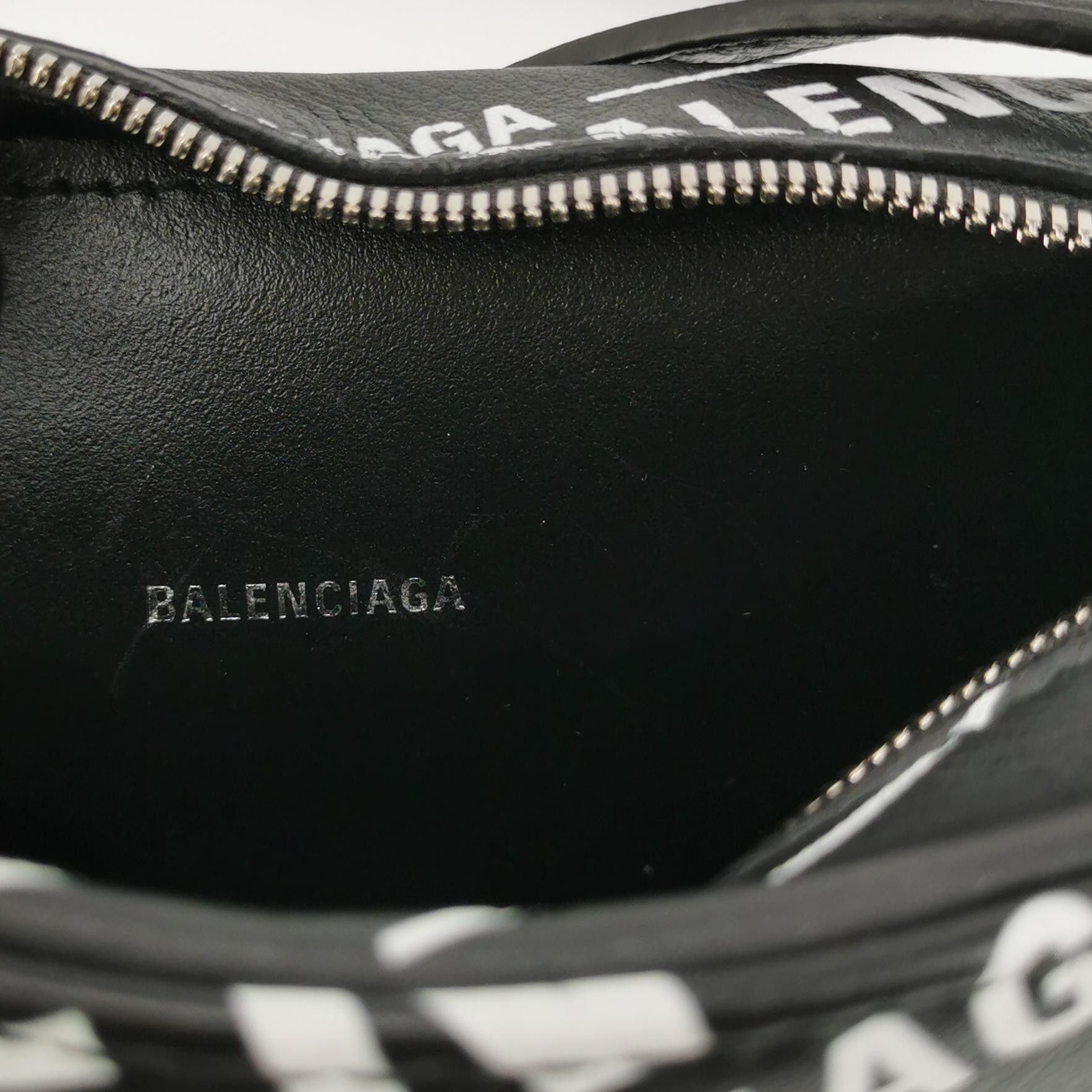 Balenciaga Balenciaga Women os Shoulder Bags Size ONE SIZE - 8 Thumbnail