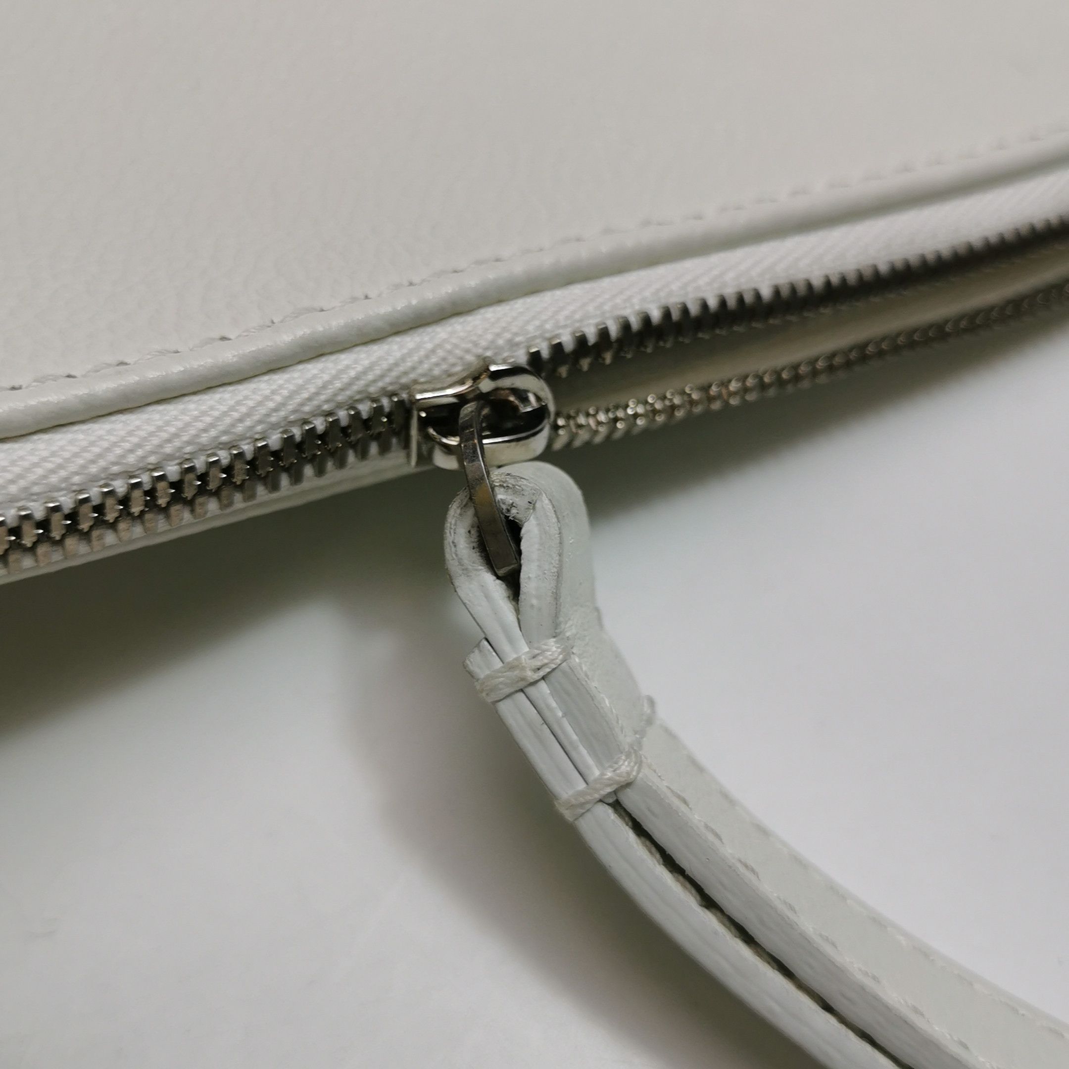 Balenciaga Balenciaga Women os Clutches Size ONE SIZE - 10 Thumbnail