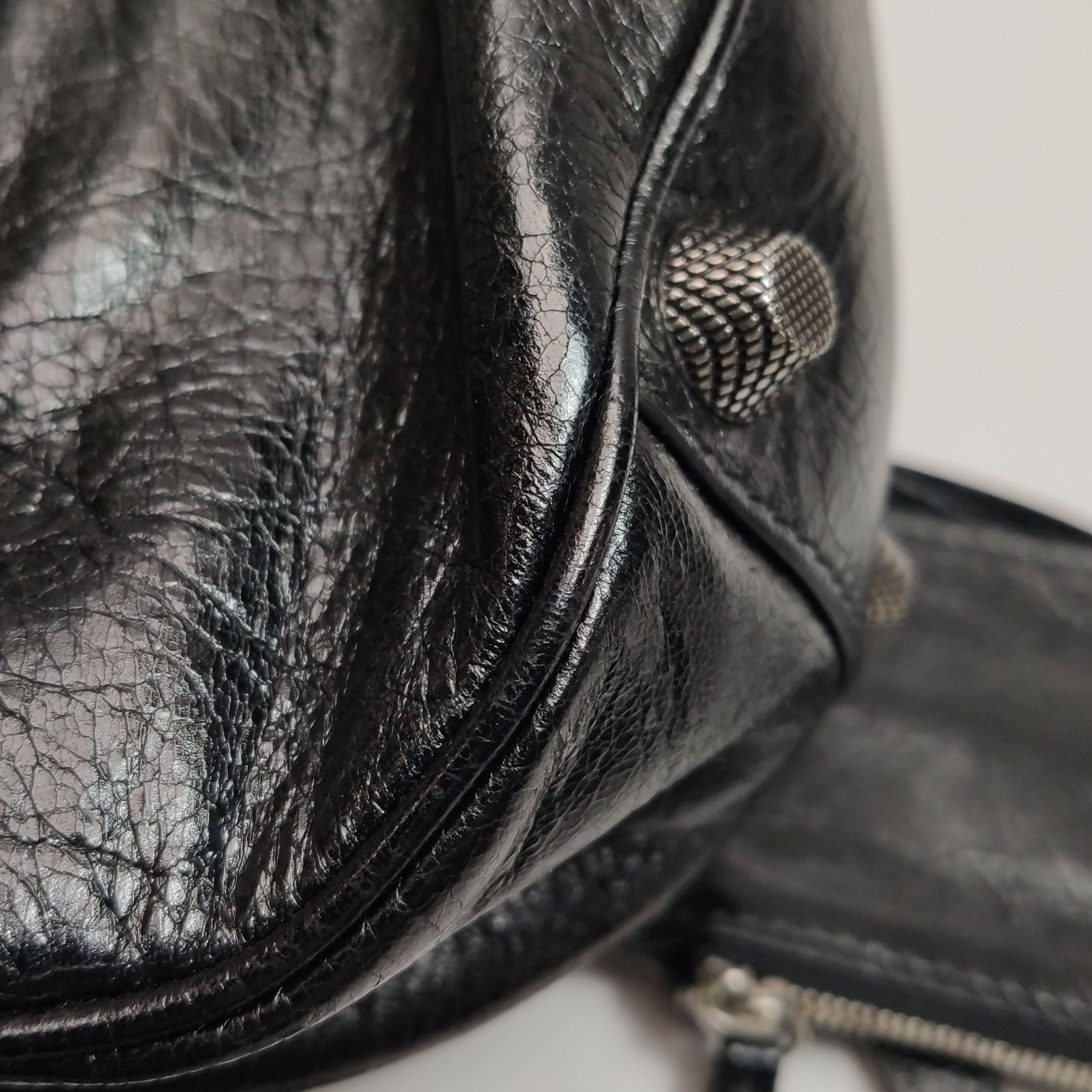 Balenciaga Balenciaga Women os Shoulder Bags Size ONE SIZE - 16 Thumbnail
