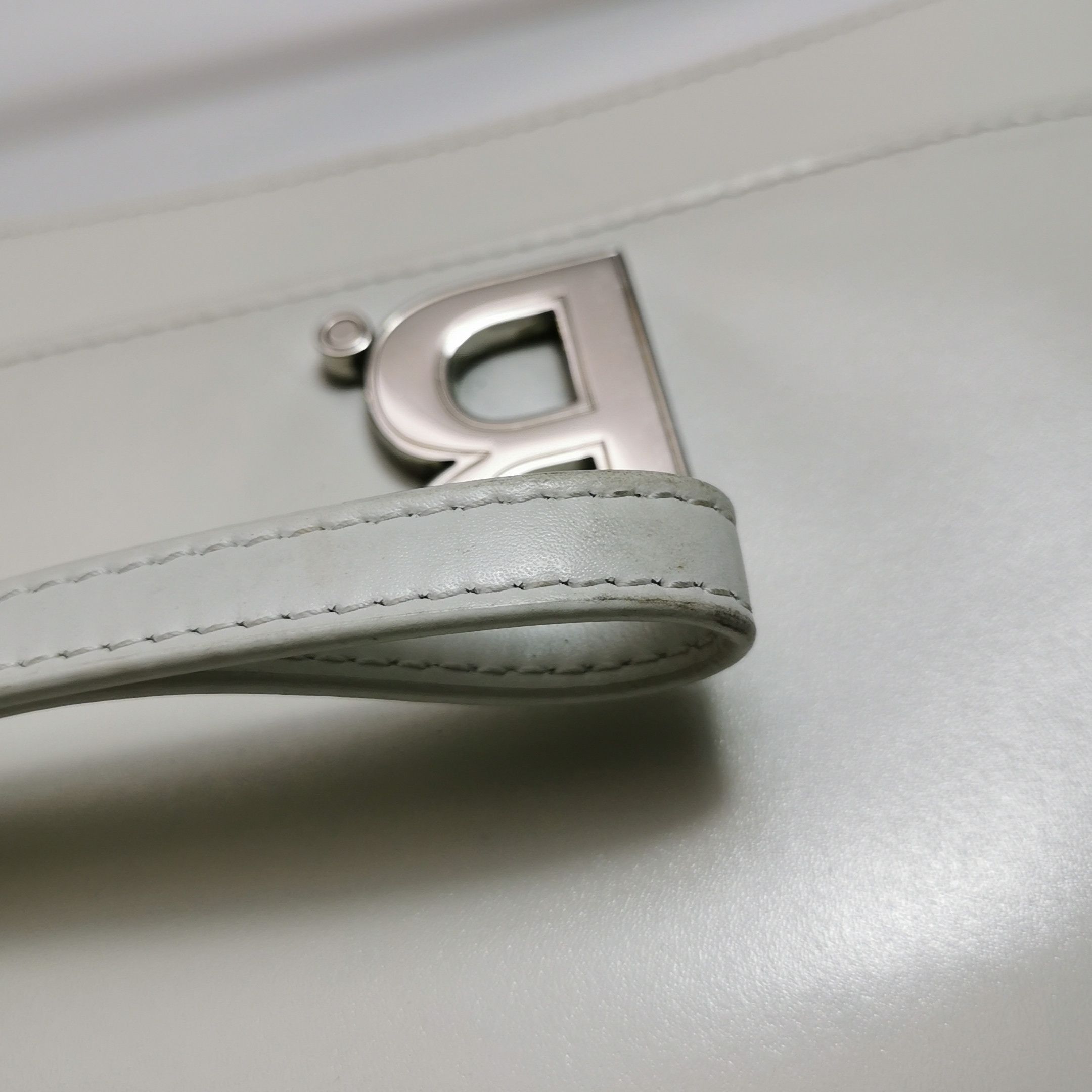 Balenciaga Balenciaga Women os Crossbody Bags Size ONE SIZE - 16 Thumbnail