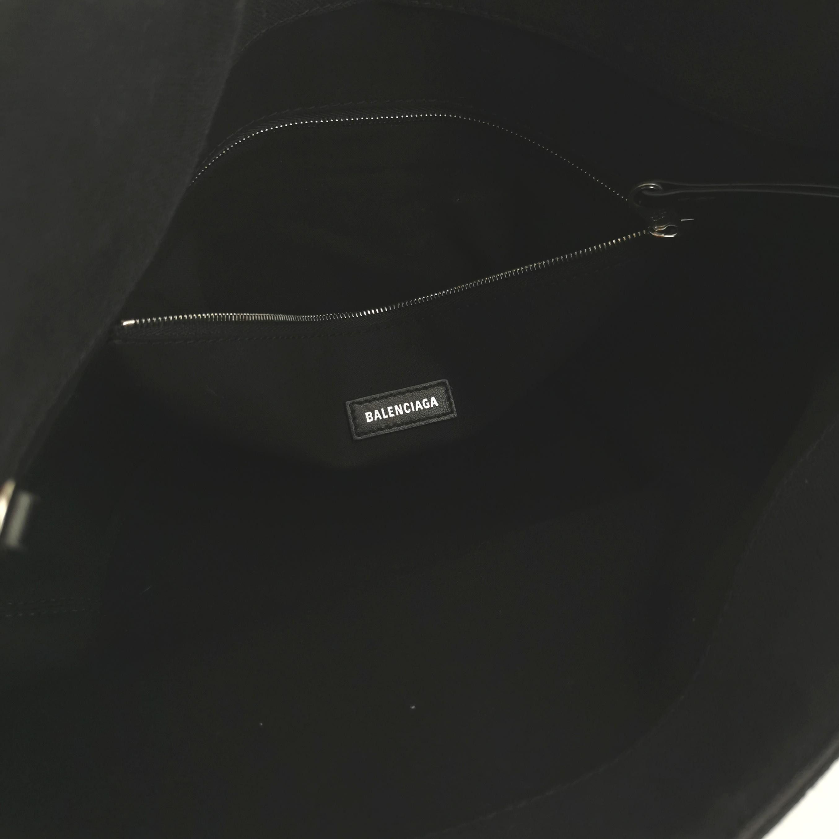 Balenciaga Balenciaga Women os Shoulder Bags Size ONE SIZE - 8 Thumbnail