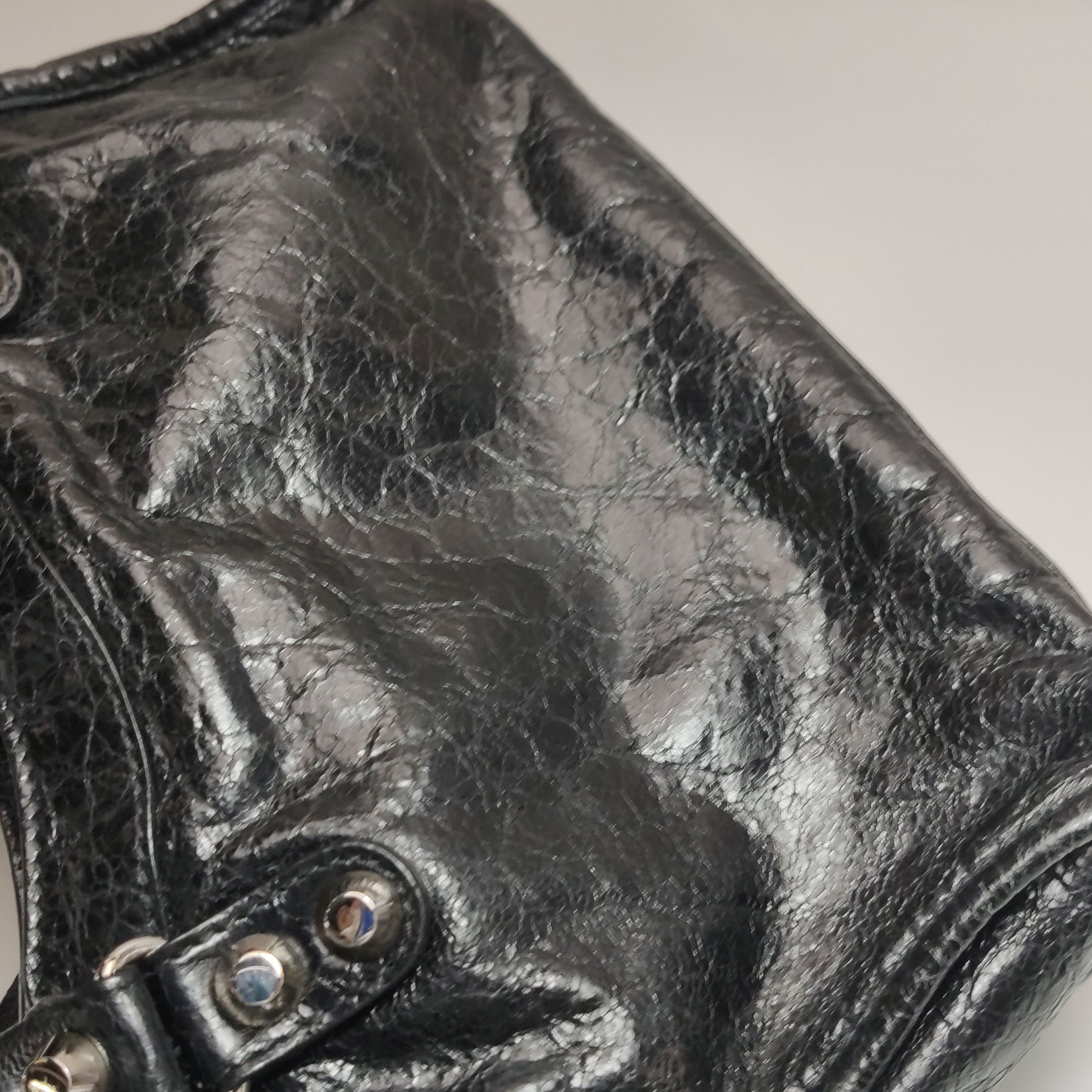 Balenciaga Balenciaga Women os Shoulder Bags Size ONE SIZE - 24 Thumbnail