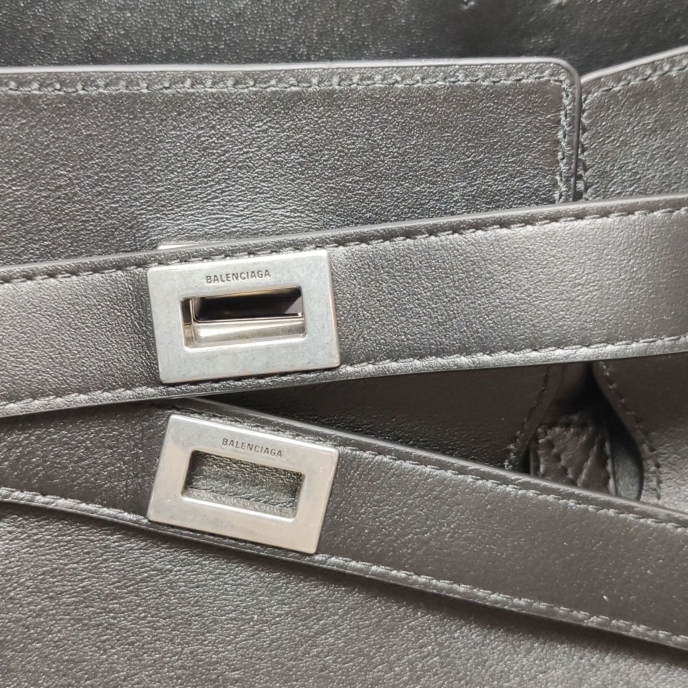 Balenciaga Balenciaga Women os Shoulder Bags Size ONE SIZE - 10 Thumbnail