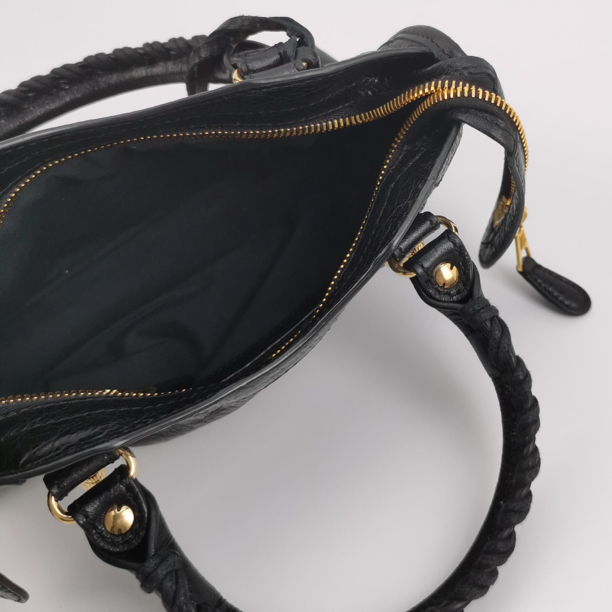Balenciaga Balenciaga Women os Shoulder Bags Size ONE SIZE - 7 Thumbnail