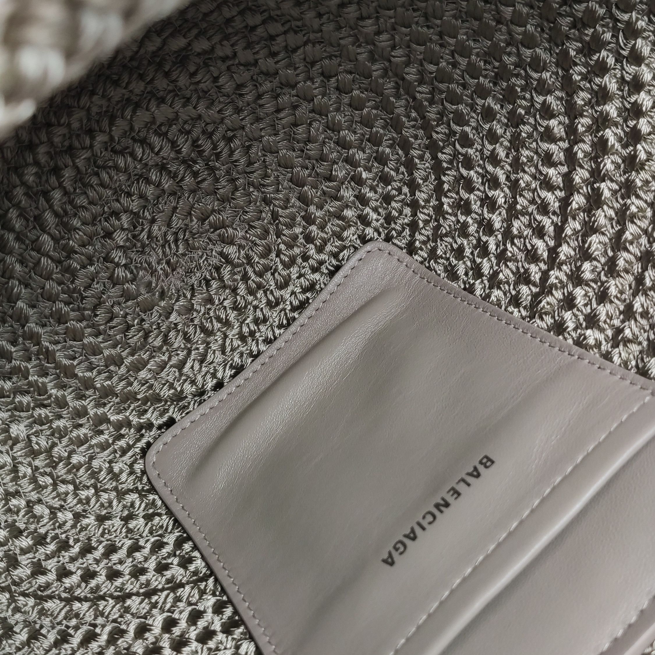 Balenciaga Balenciaga Women os Shoulder Bags Size ONE SIZE - 18 Thumbnail