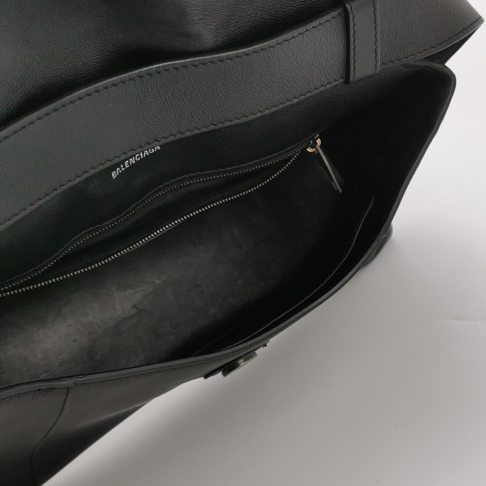 Balenciaga Balenciaga Women os Shoulder Bags Size ONE SIZE - 7 Thumbnail