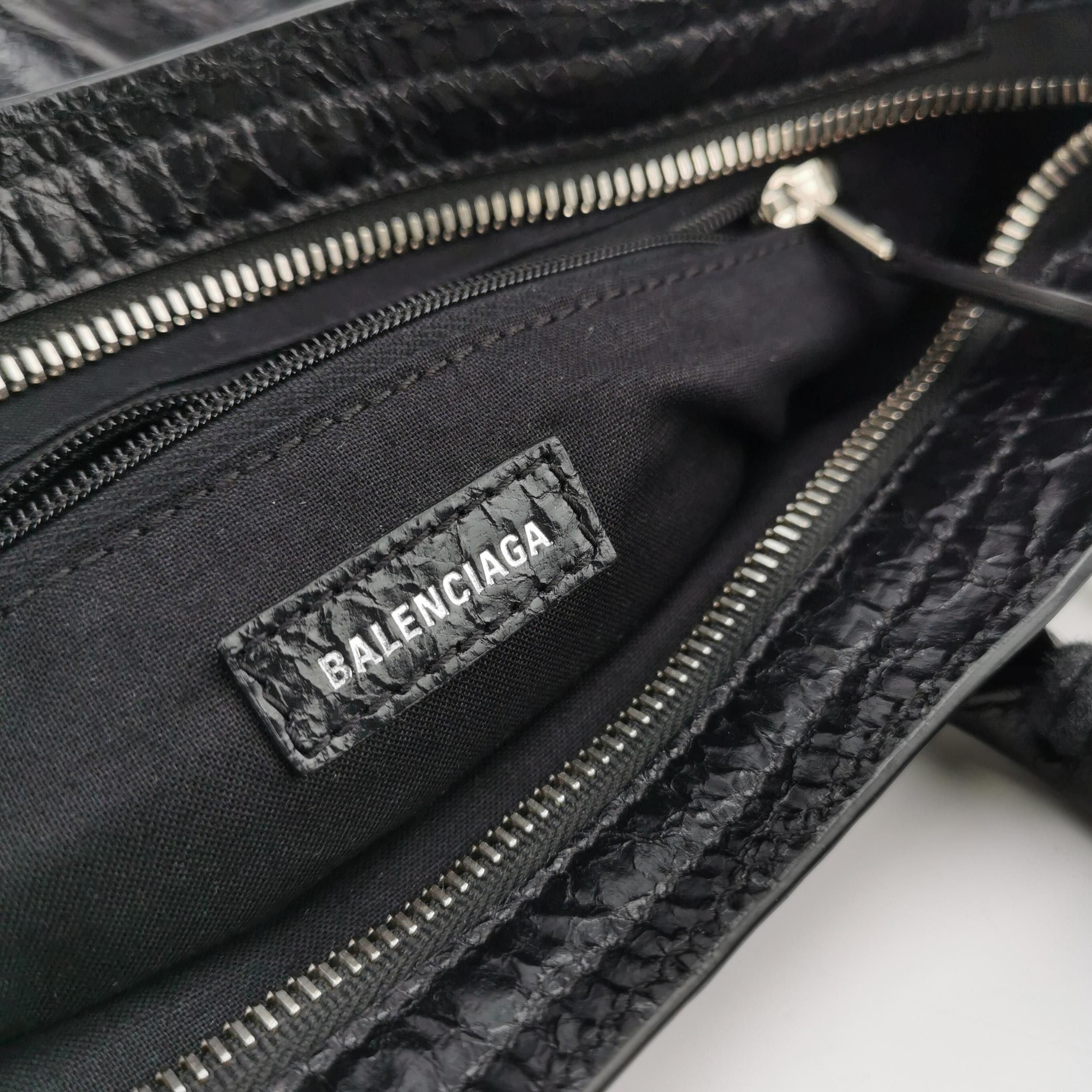 Balenciaga Balenciaga Women os Shoulder Bags Size ONE SIZE - 8 Thumbnail