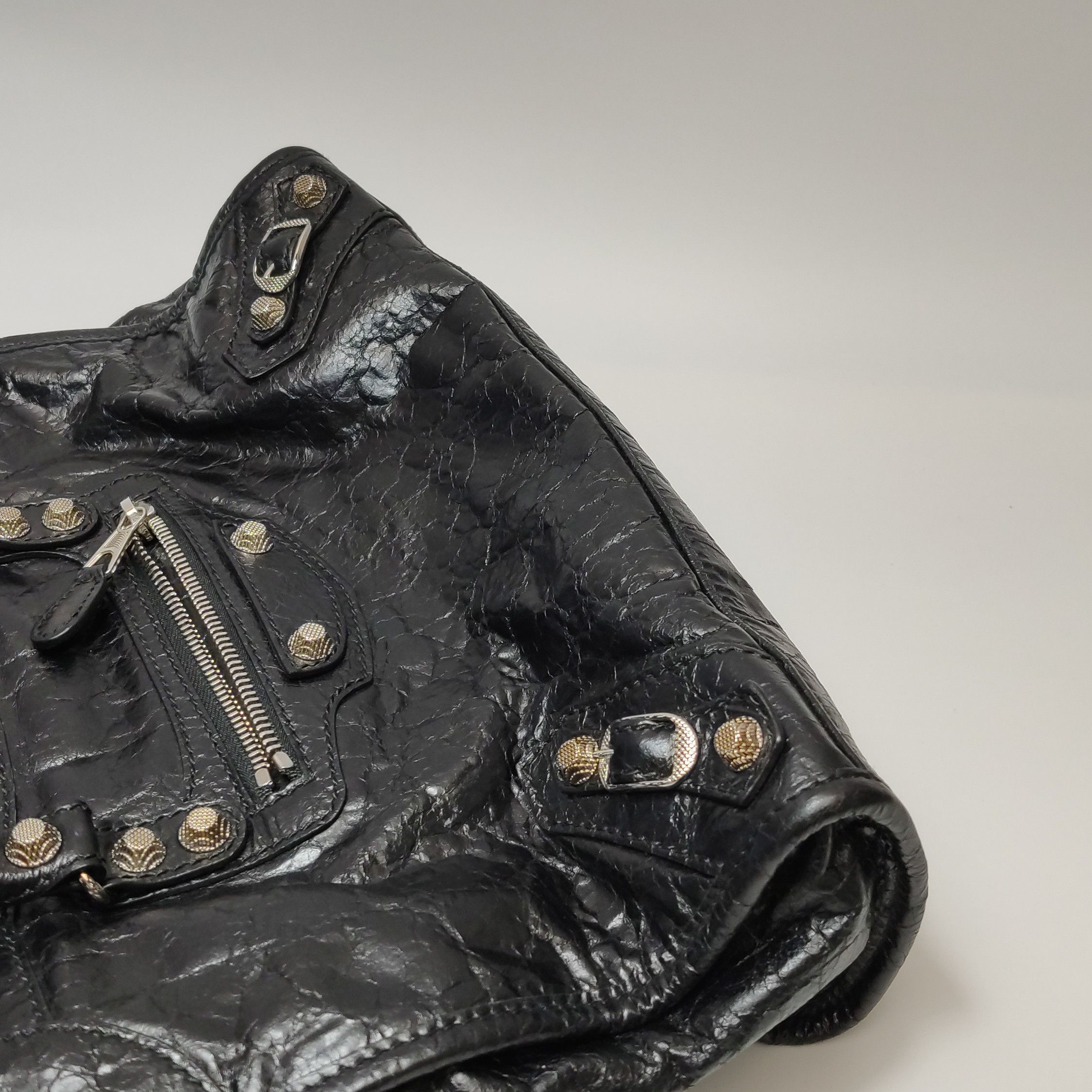 Balenciaga Balenciaga Women os Shoulder Bags Size ONE SIZE - 16 Thumbnail