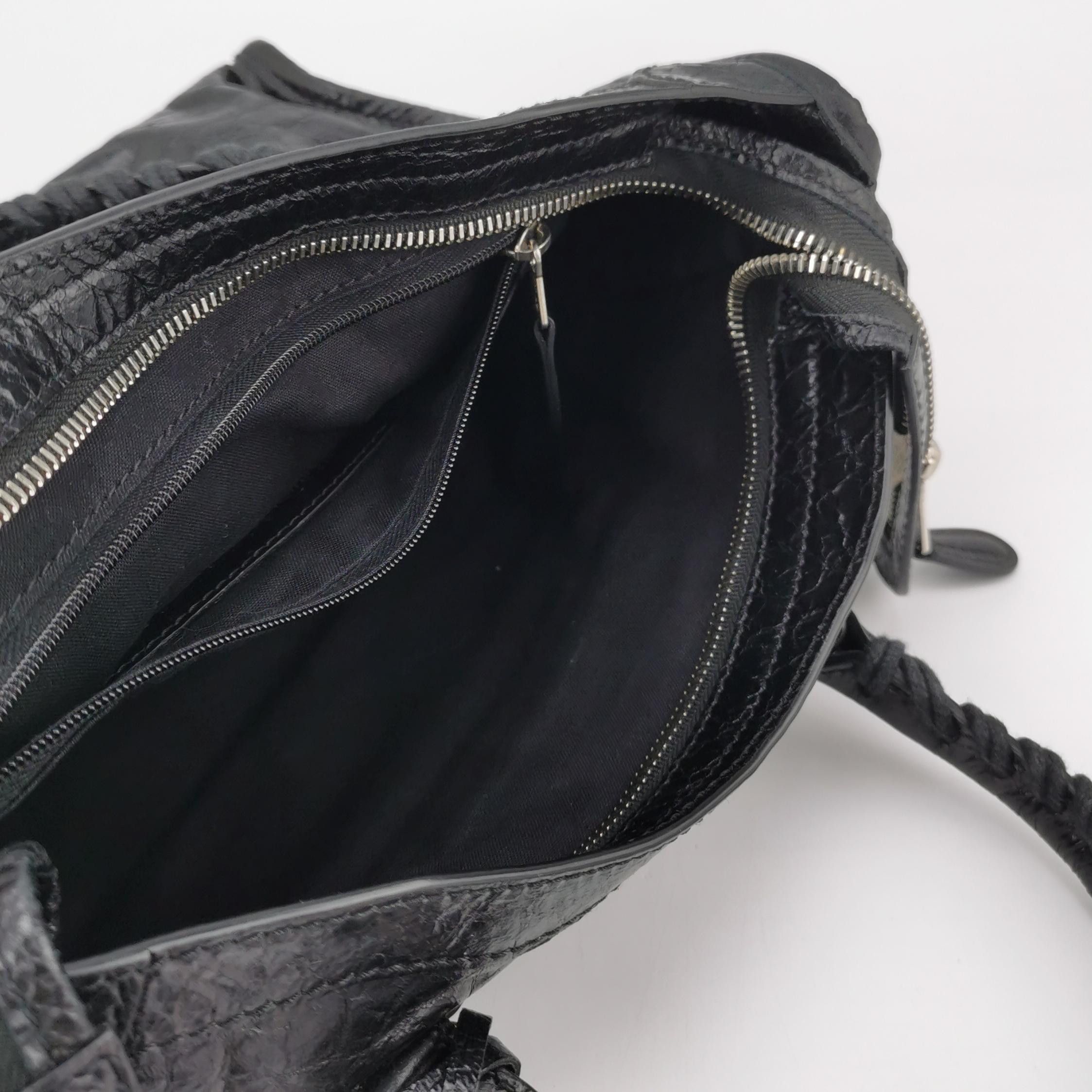 Balenciaga Balenciaga Women os Shoulder Bags Size ONE SIZE - 7 Thumbnail