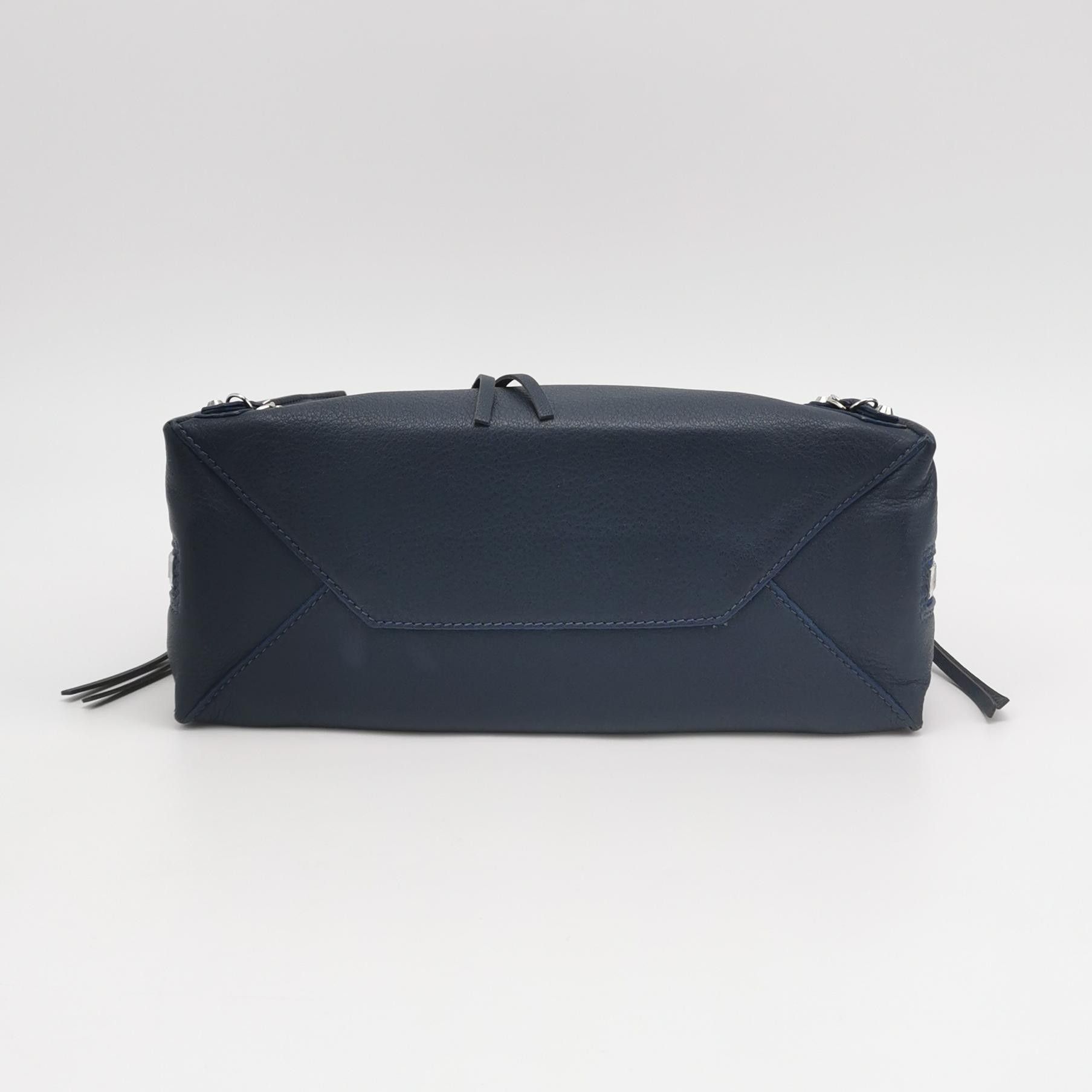 Balenciaga Balenciaga Women os Shoulder Bags Size ONE SIZE - 6 Thumbnail